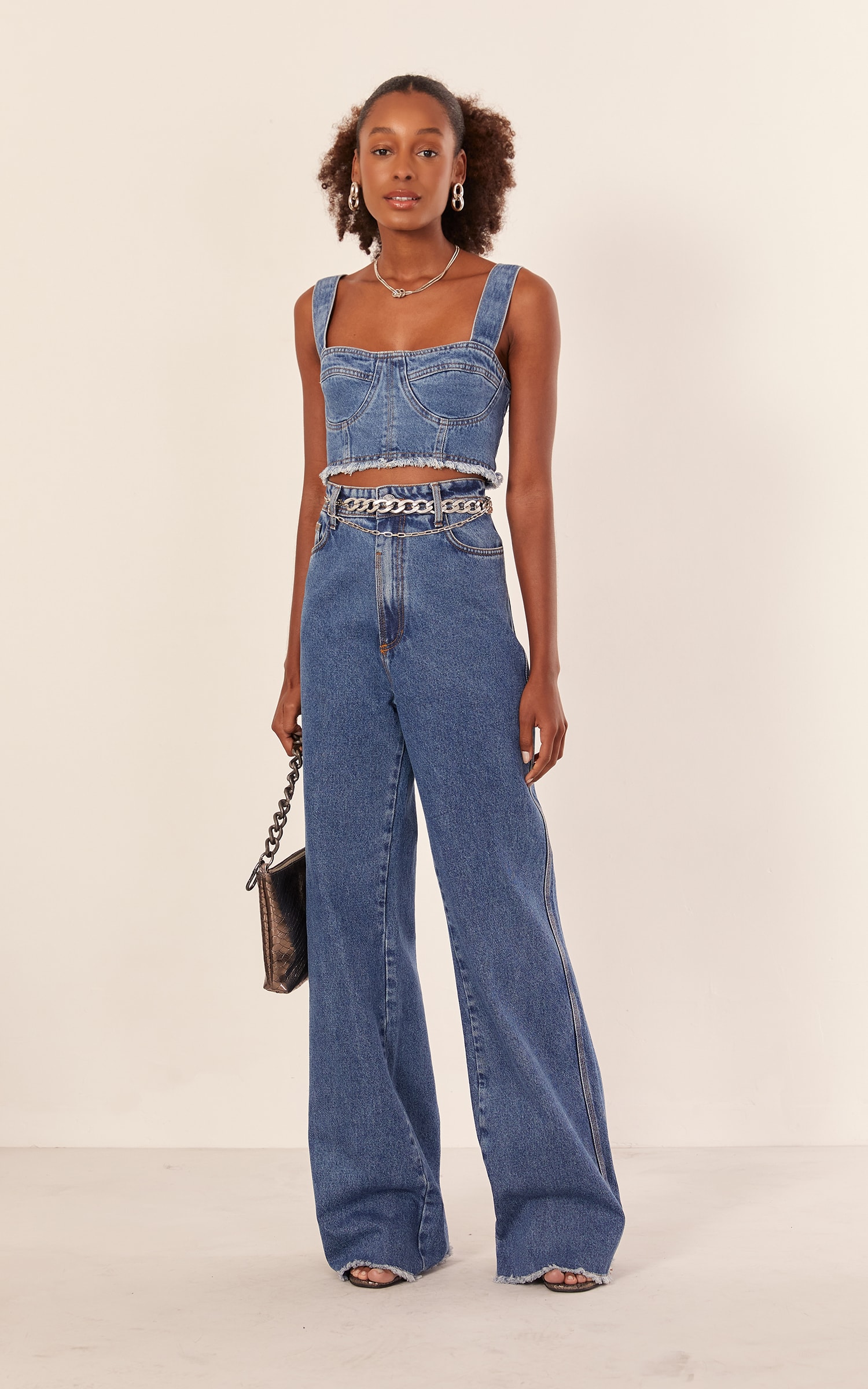 Cropped Meia Taça Jeans Médio