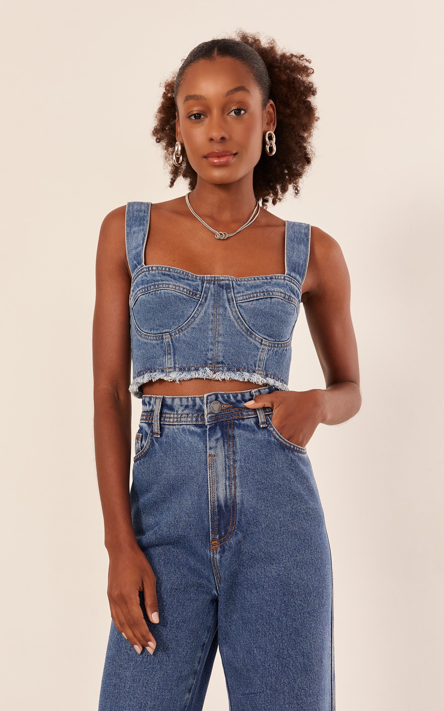 Cropped Meia Taça Jeans Médio
