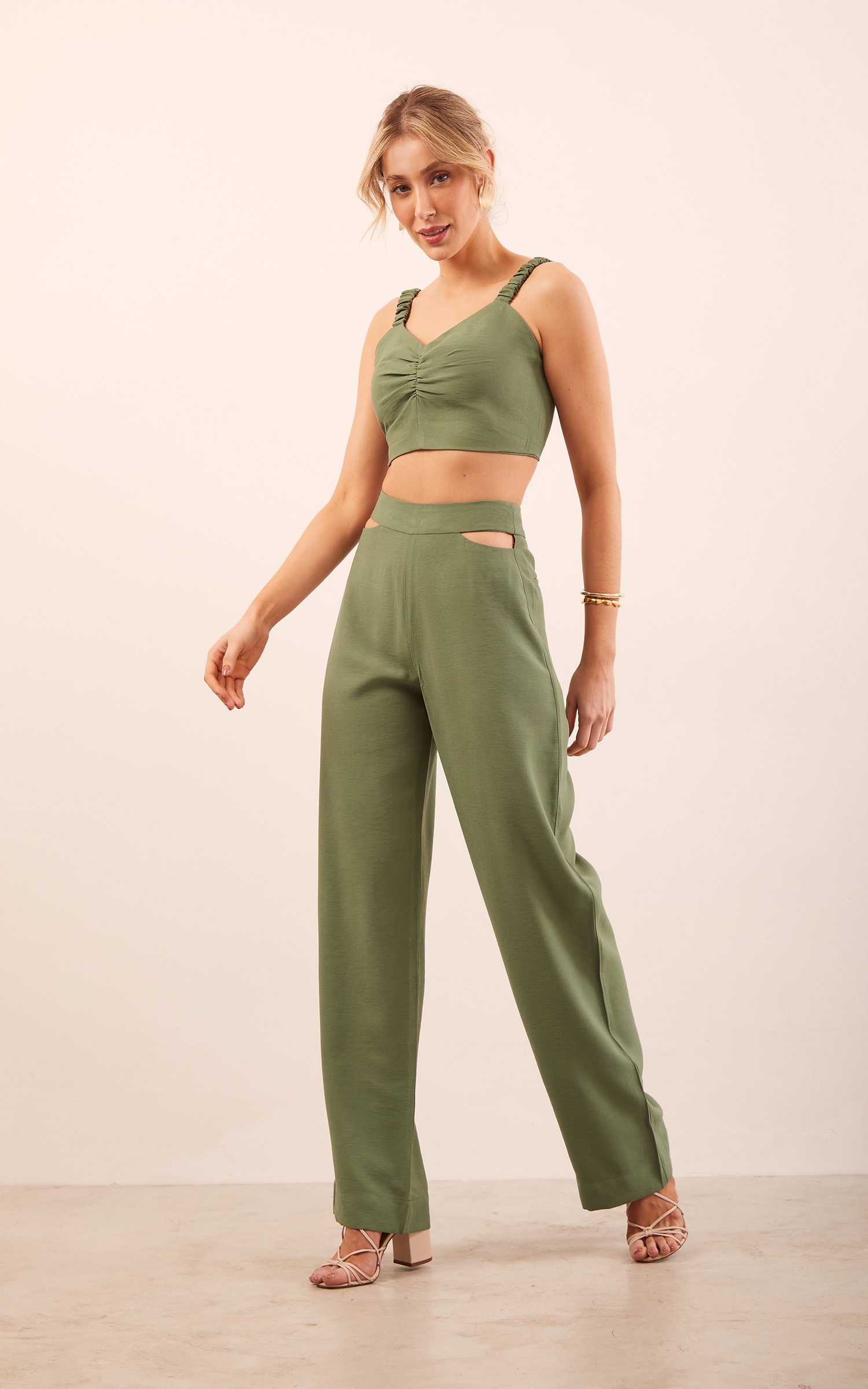 Cropped Moove Verde Militar