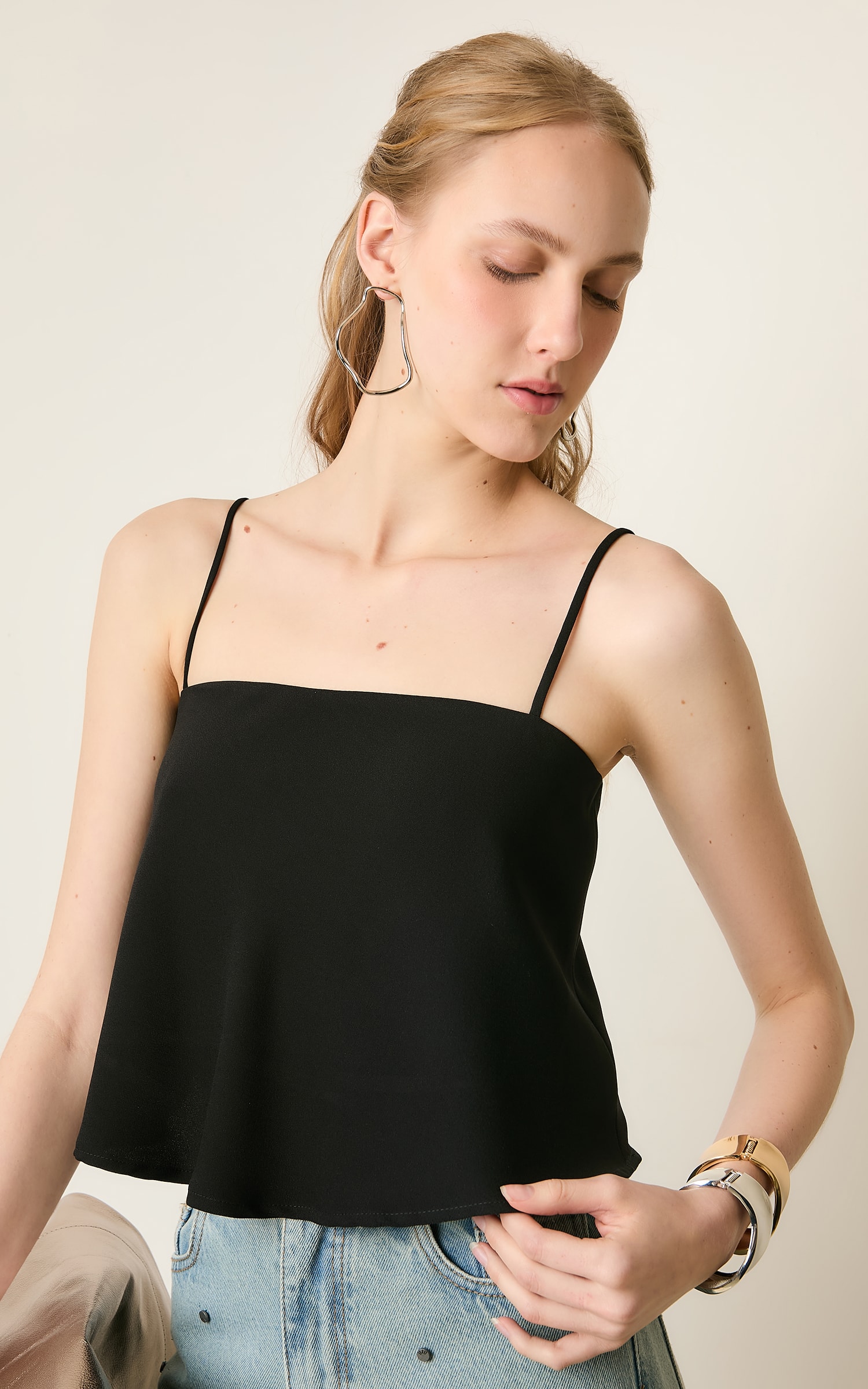 Cropped Mountain Alca Fina Preto