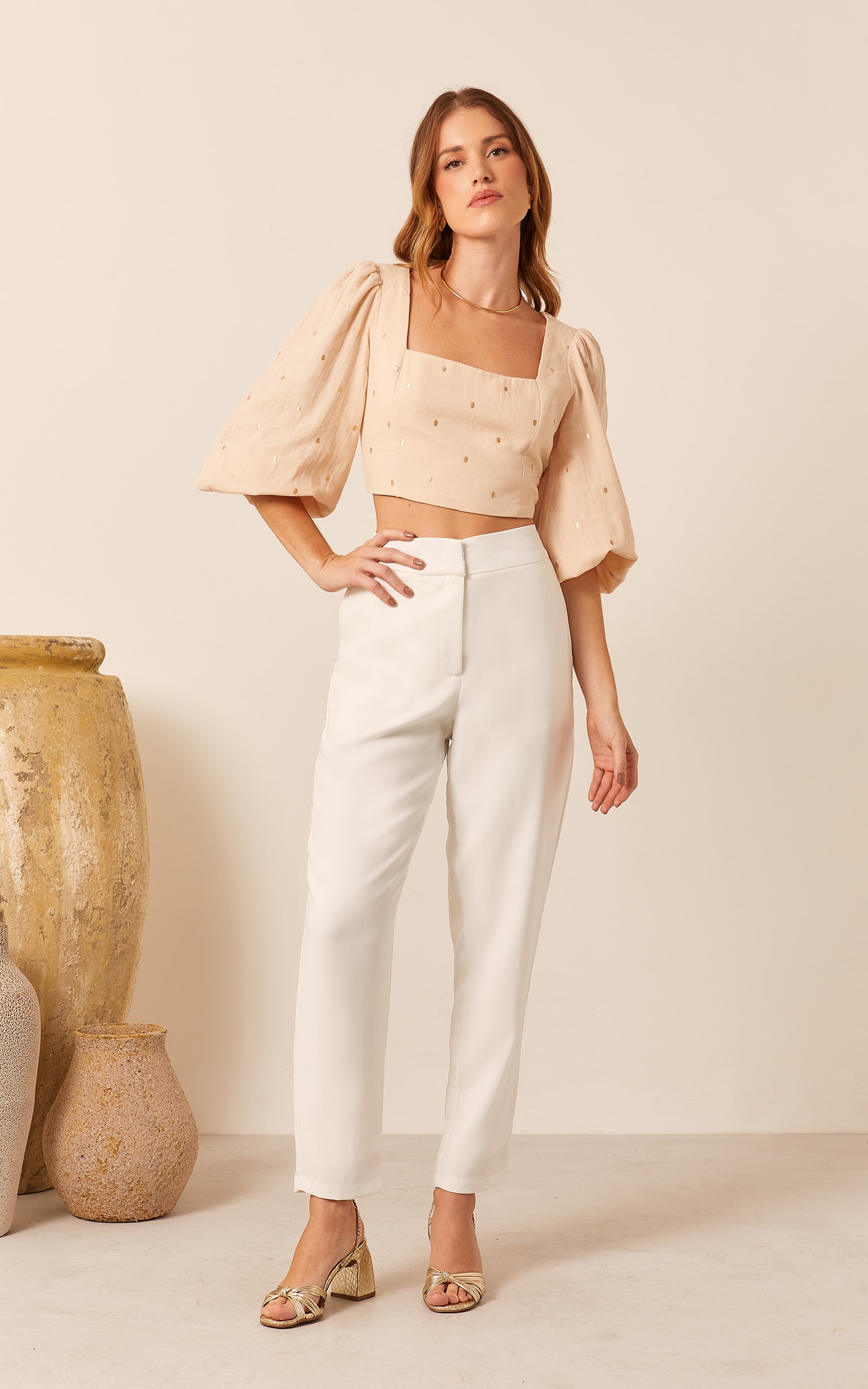Cropped Nuvem Decote Costas Areia