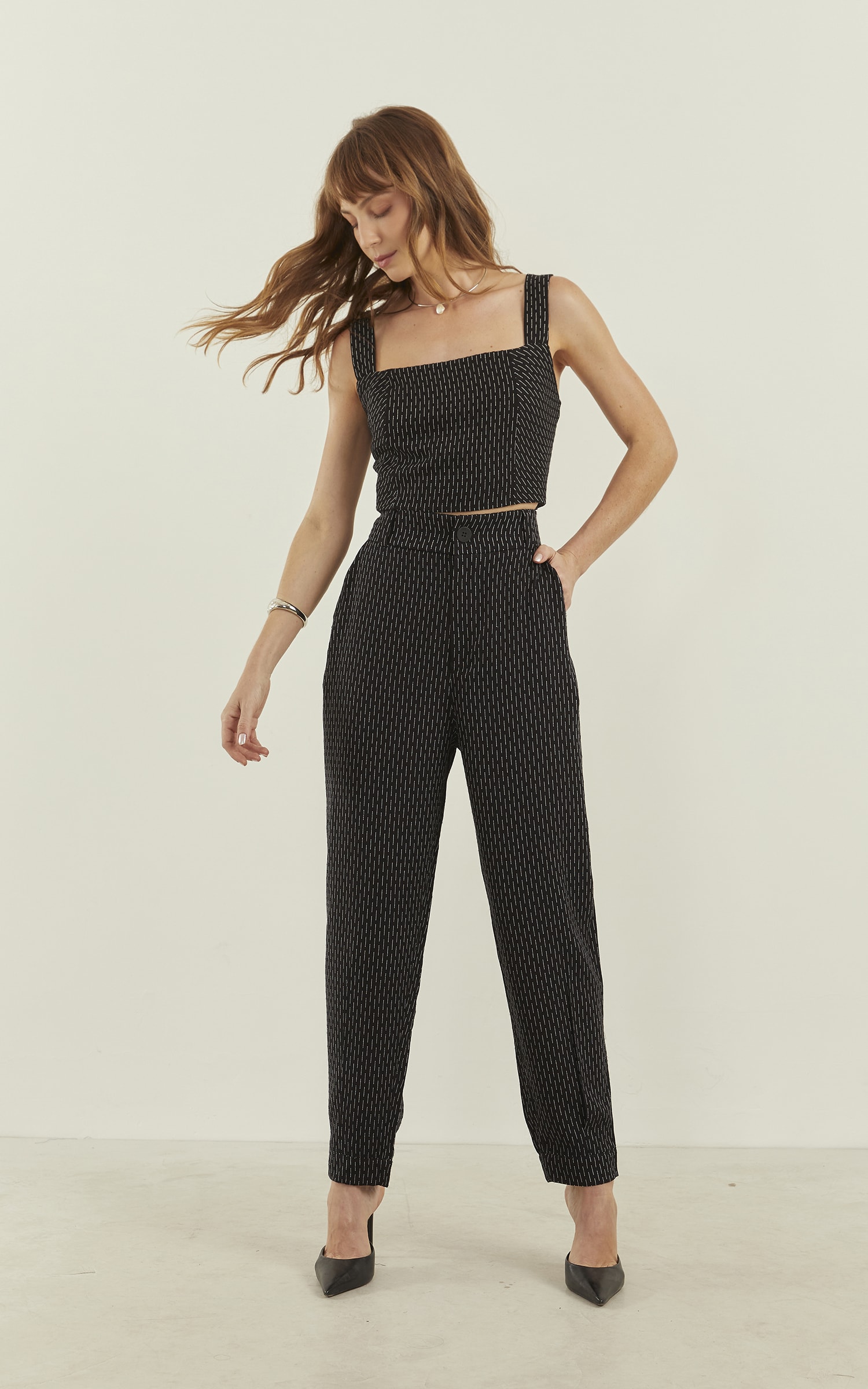 Cropped Onix Alça Larga Preto