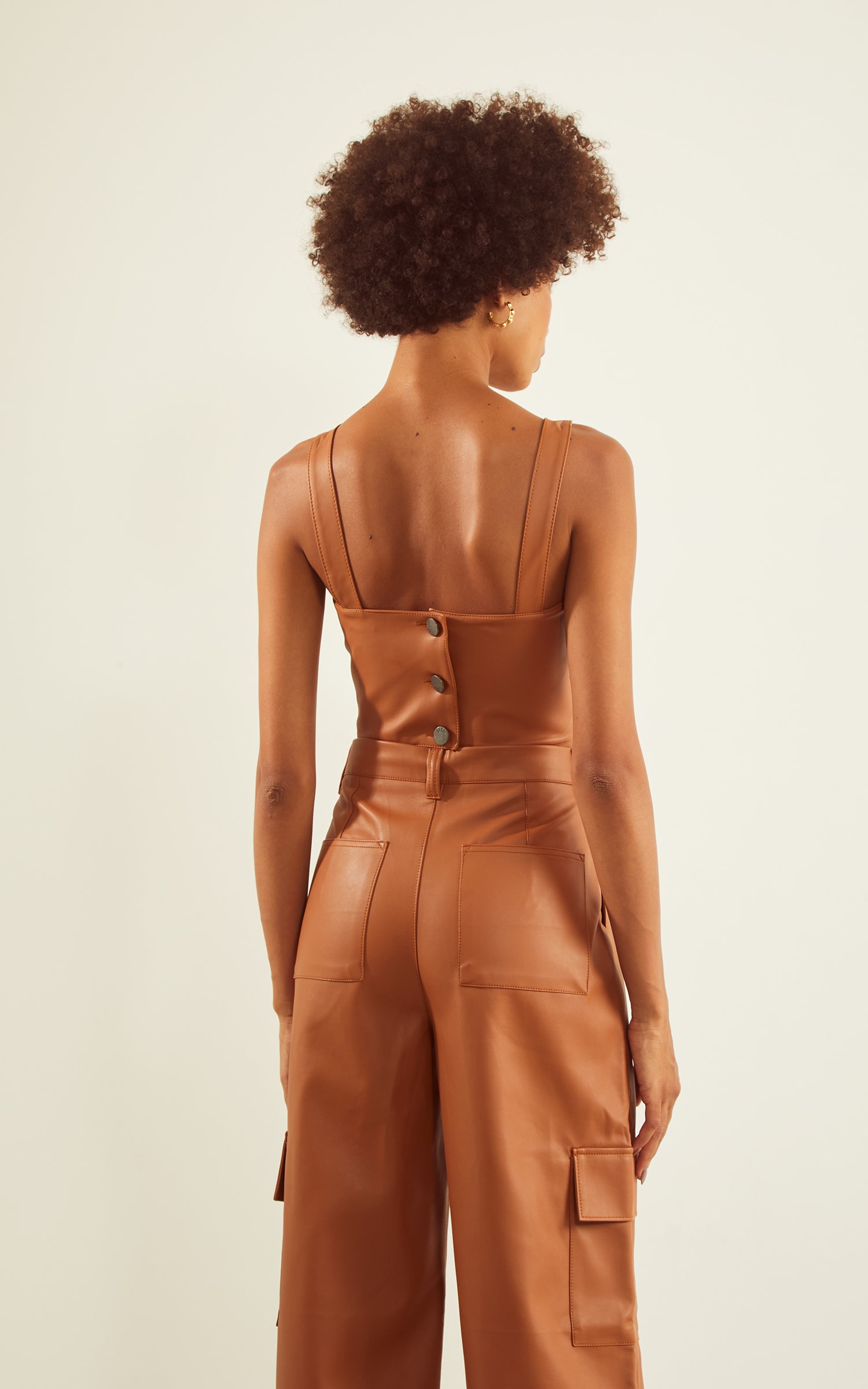 Cropped Pesponto Like Leather Caramelo