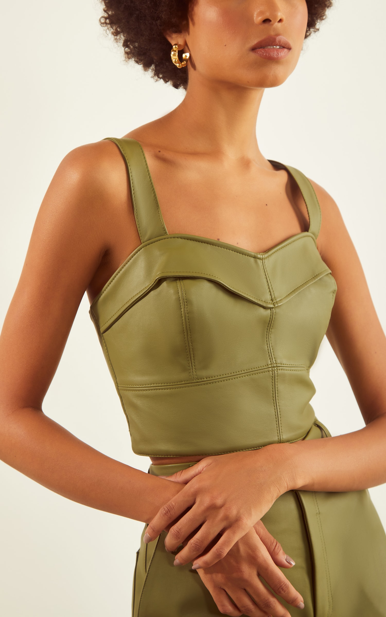 Cropped Pesponto Like Leather Verde Militar