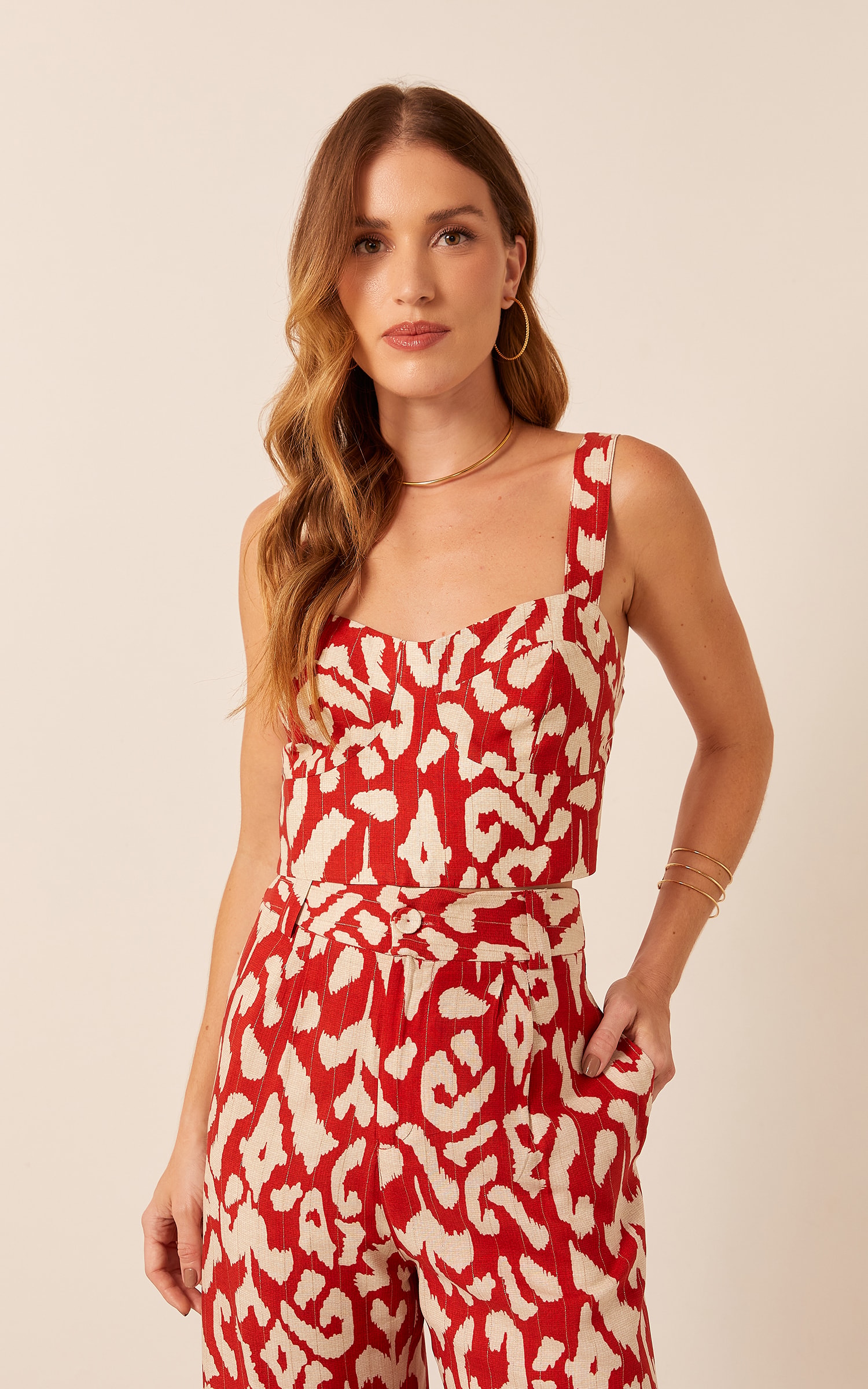 Cropped Rouge Meia Taça Vermelho