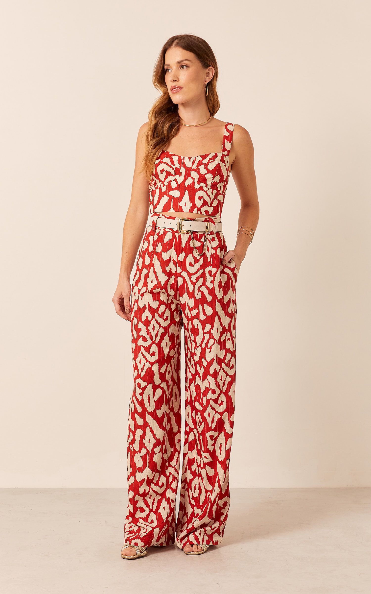 Cropped Rouge Meia Taça Vermelho