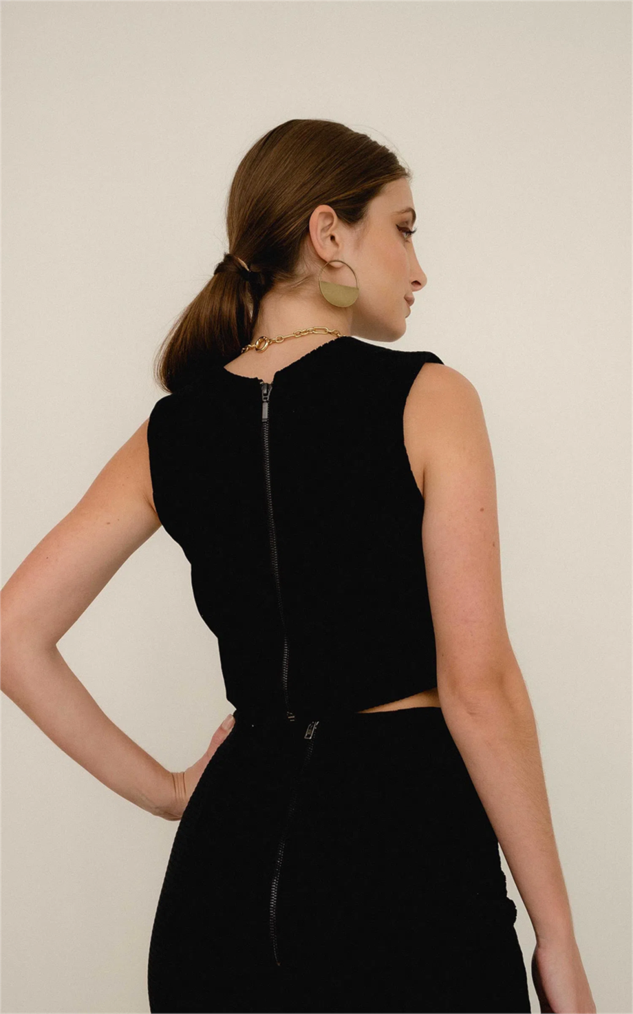 Cropped Shape Preto