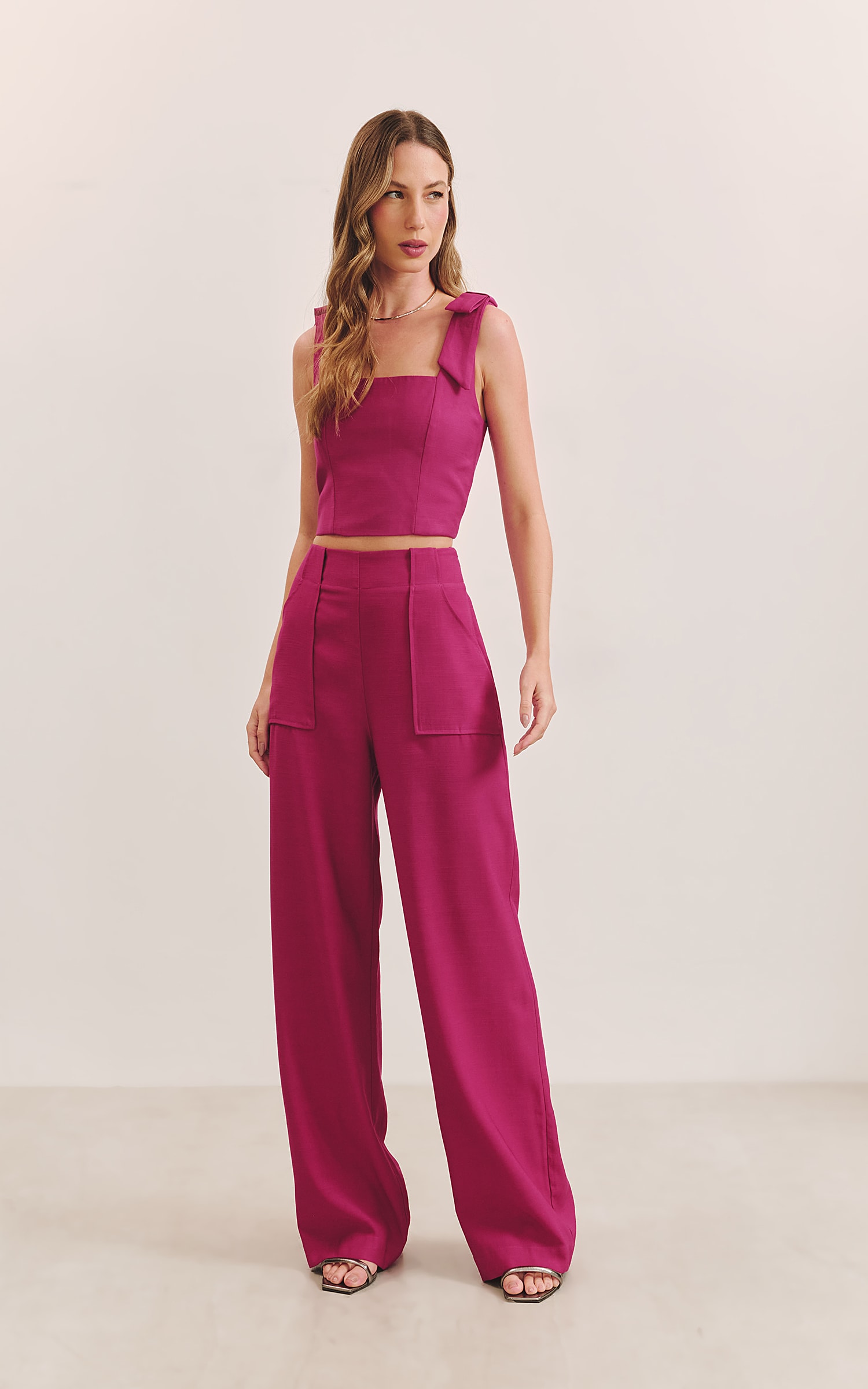 Cropped Sublime Detalhe Alça Fucsia