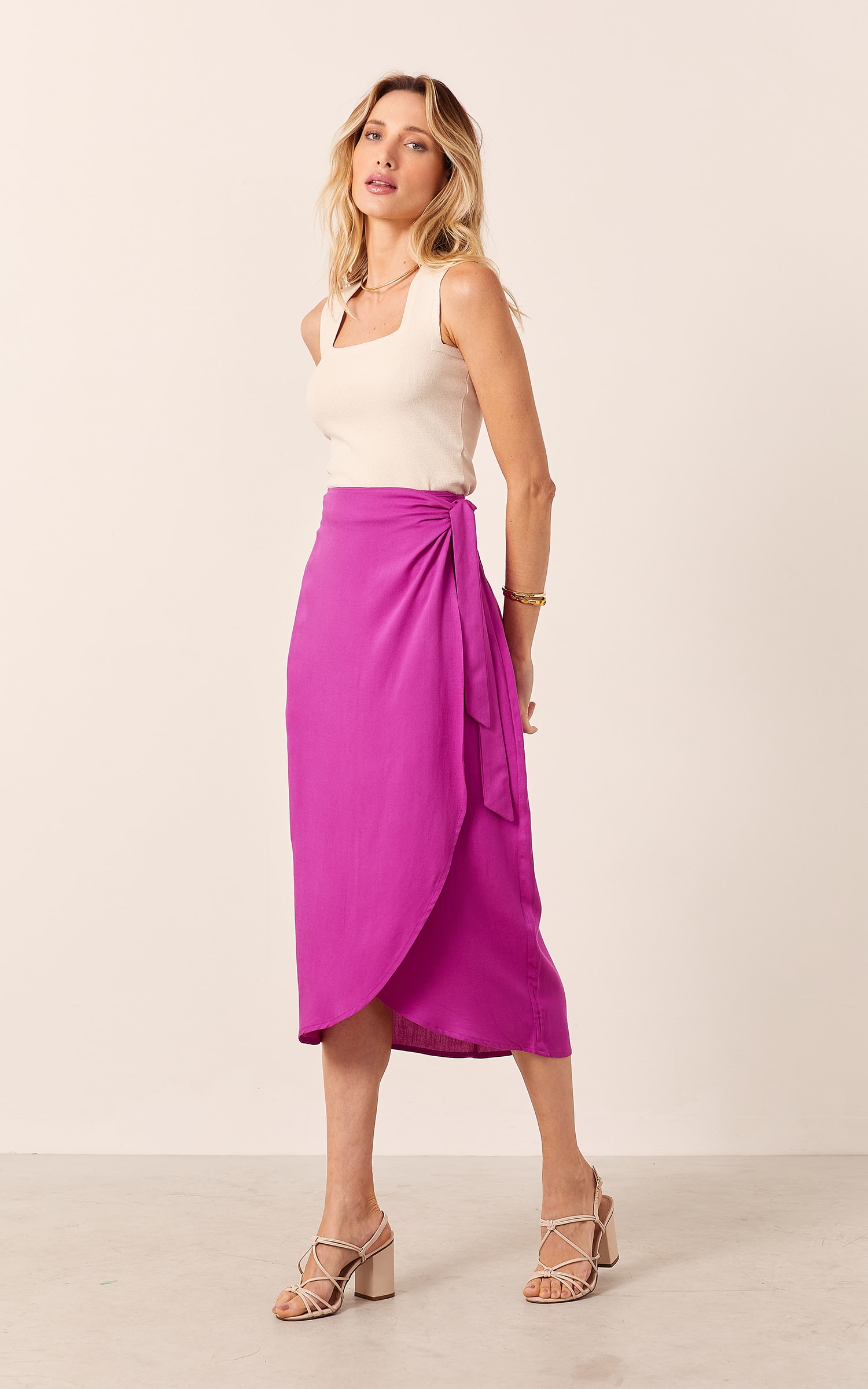 Cropped Tricot Decote Trapézio Natural