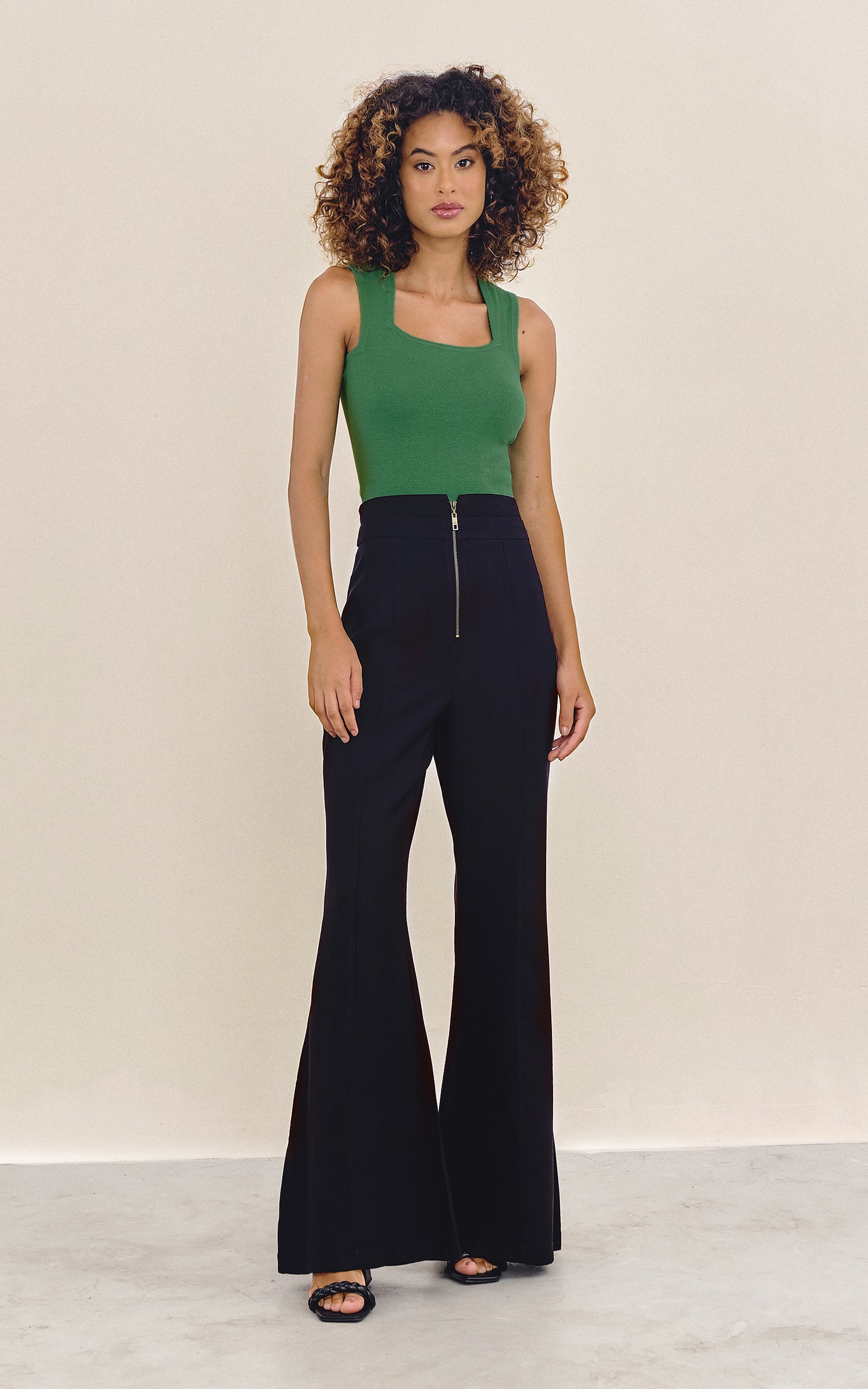 Cropped Tricot Decote Trapézio Verde
