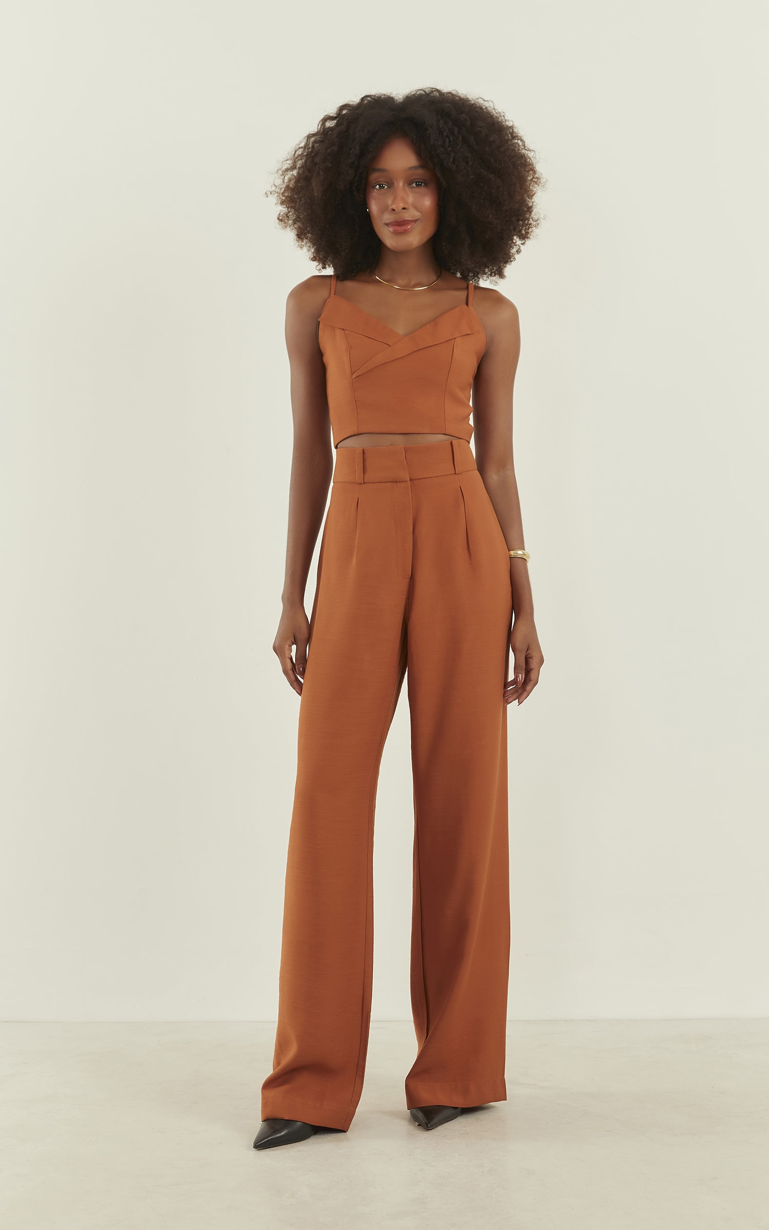 Cropped Wish Detalhe Pala Caramelo