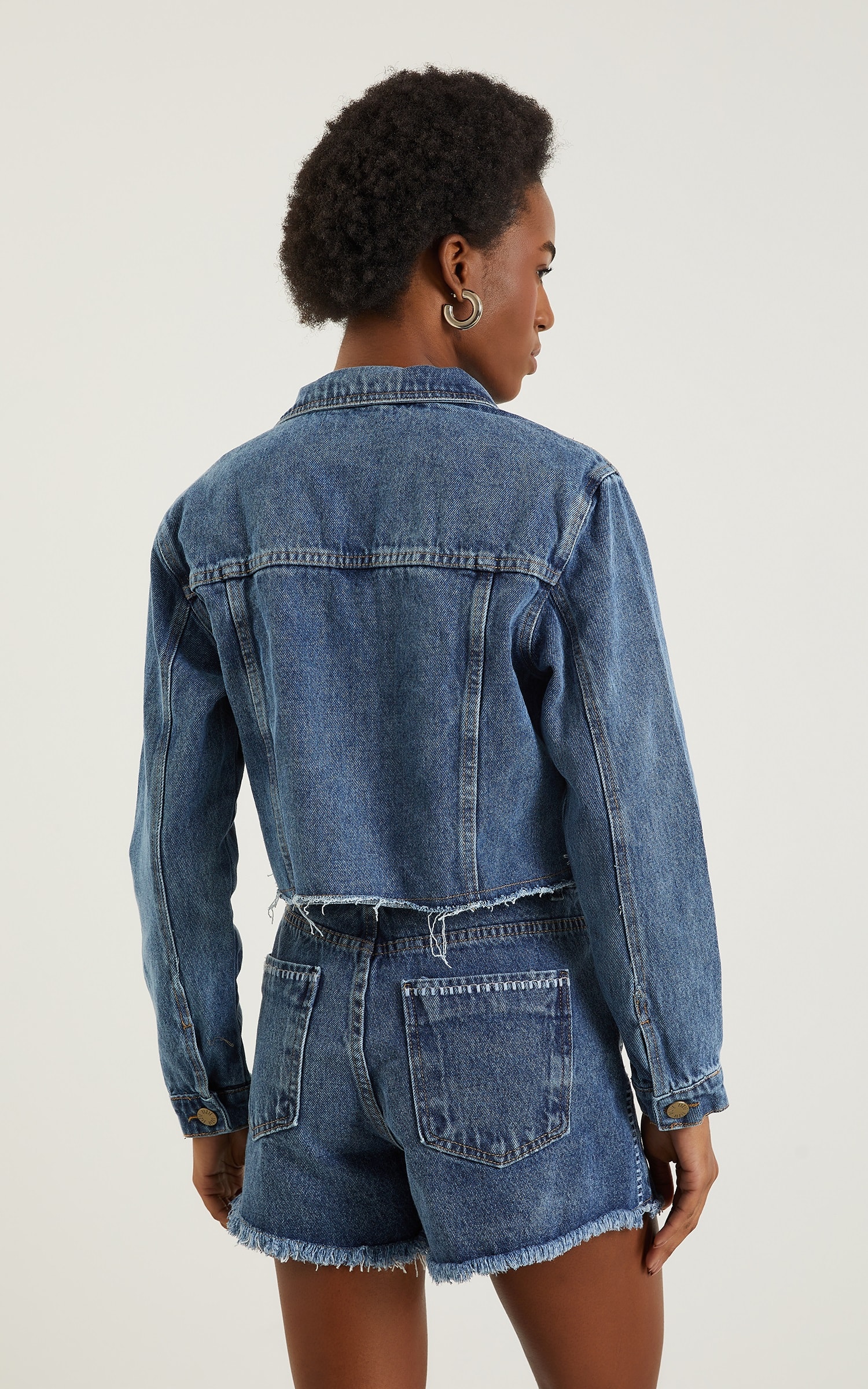 Jaqueta Bordada Jeans Escuro