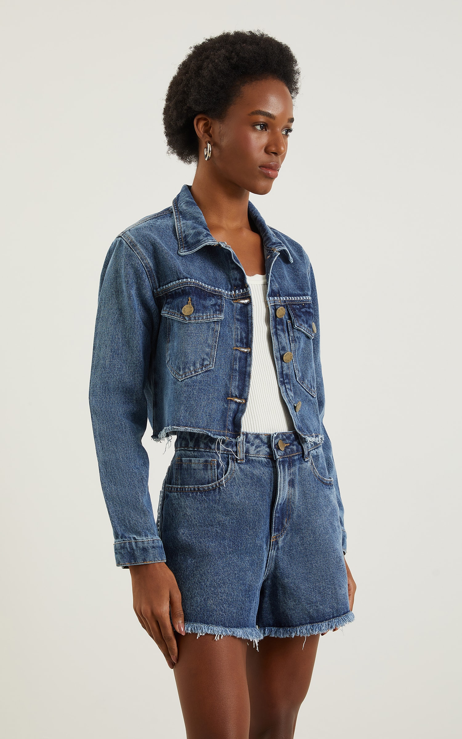 Jaqueta Bordada Jeans Escuro