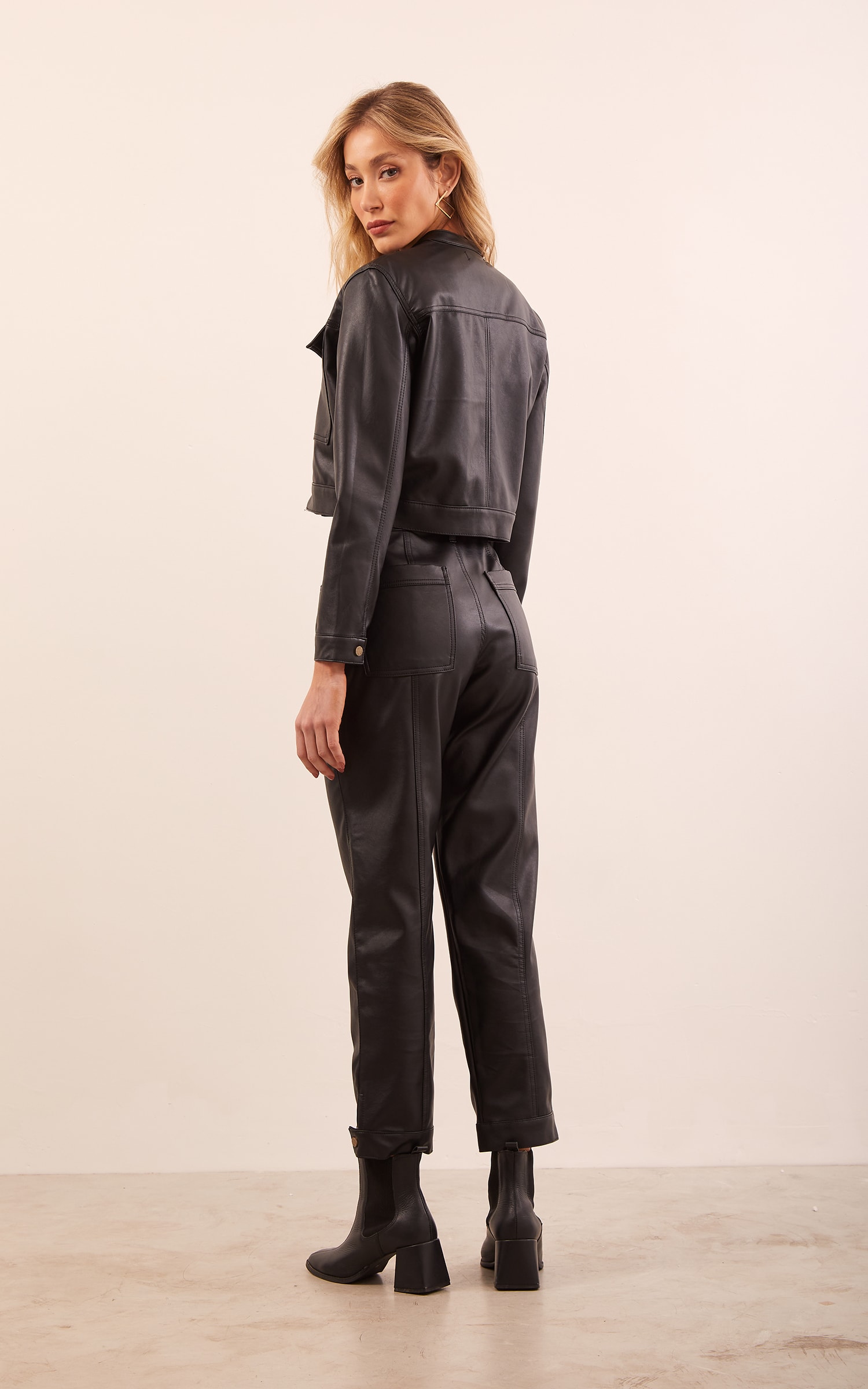 Jaqueta Like Leather Preto