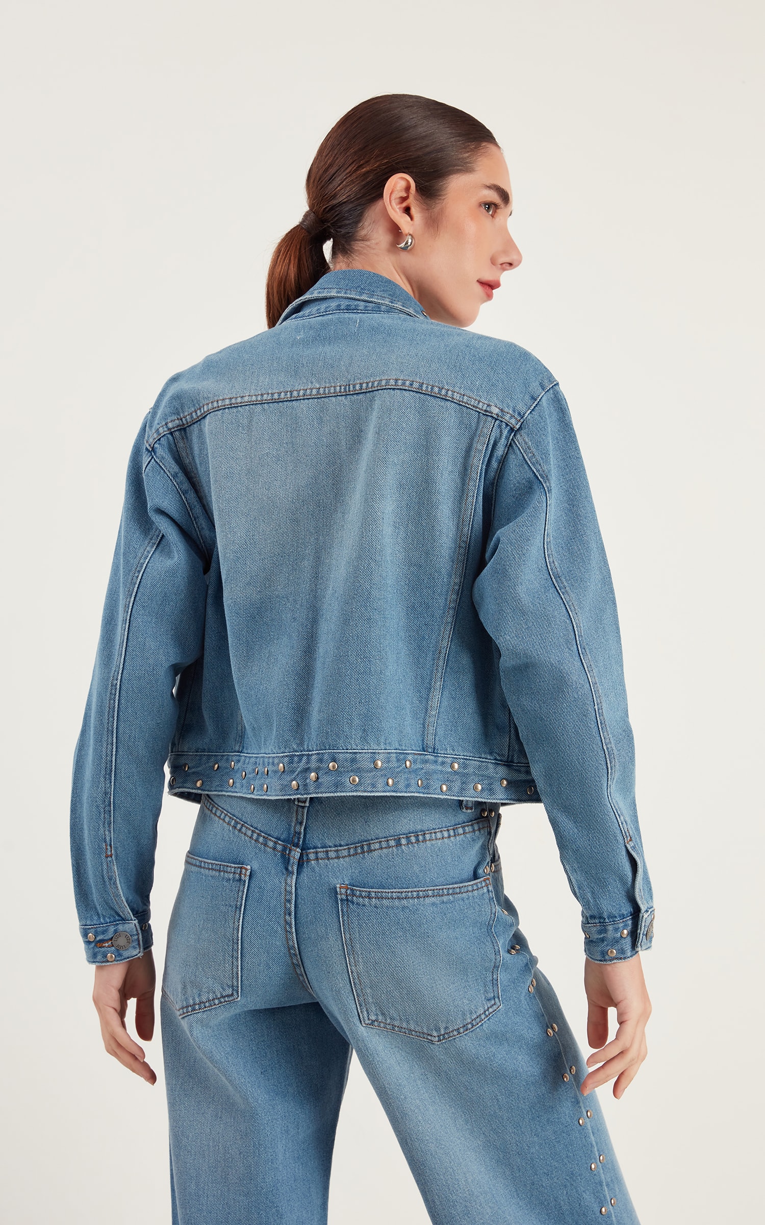 Jaqueta Tachas Jeans Médio