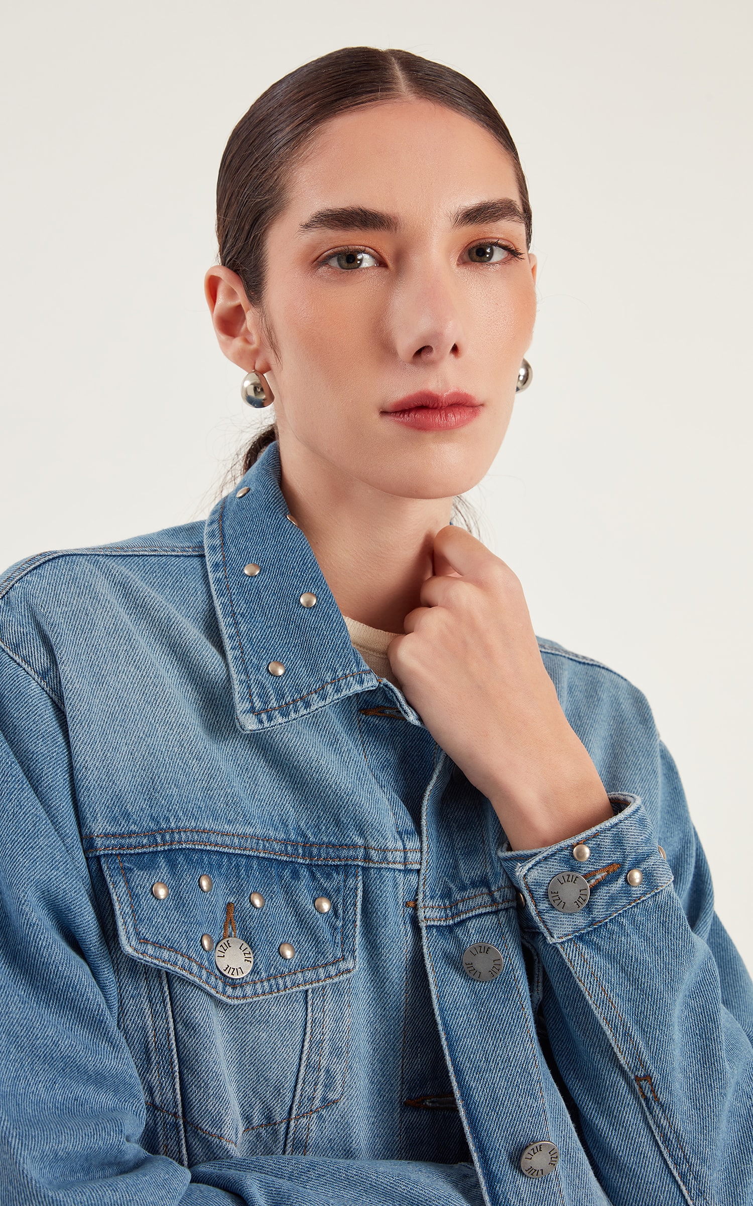 Jaqueta Tachas Jeans Médio