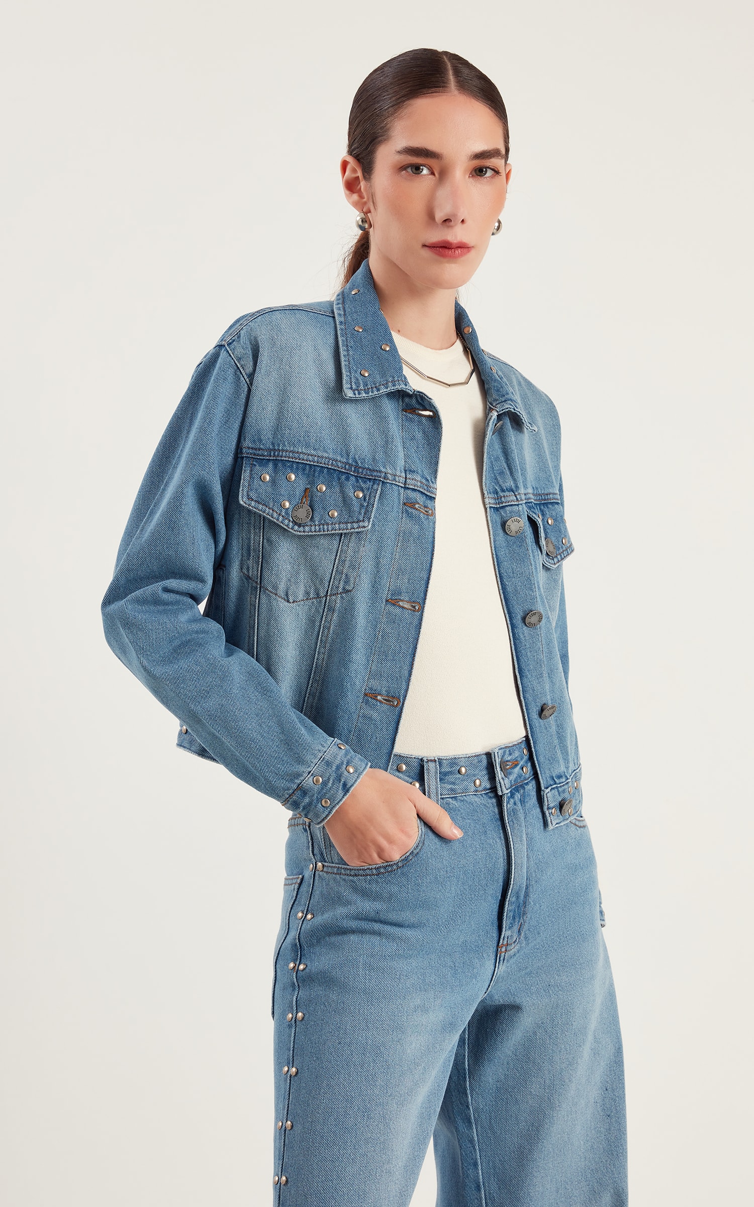 Jaqueta Tachas Jeans Médio