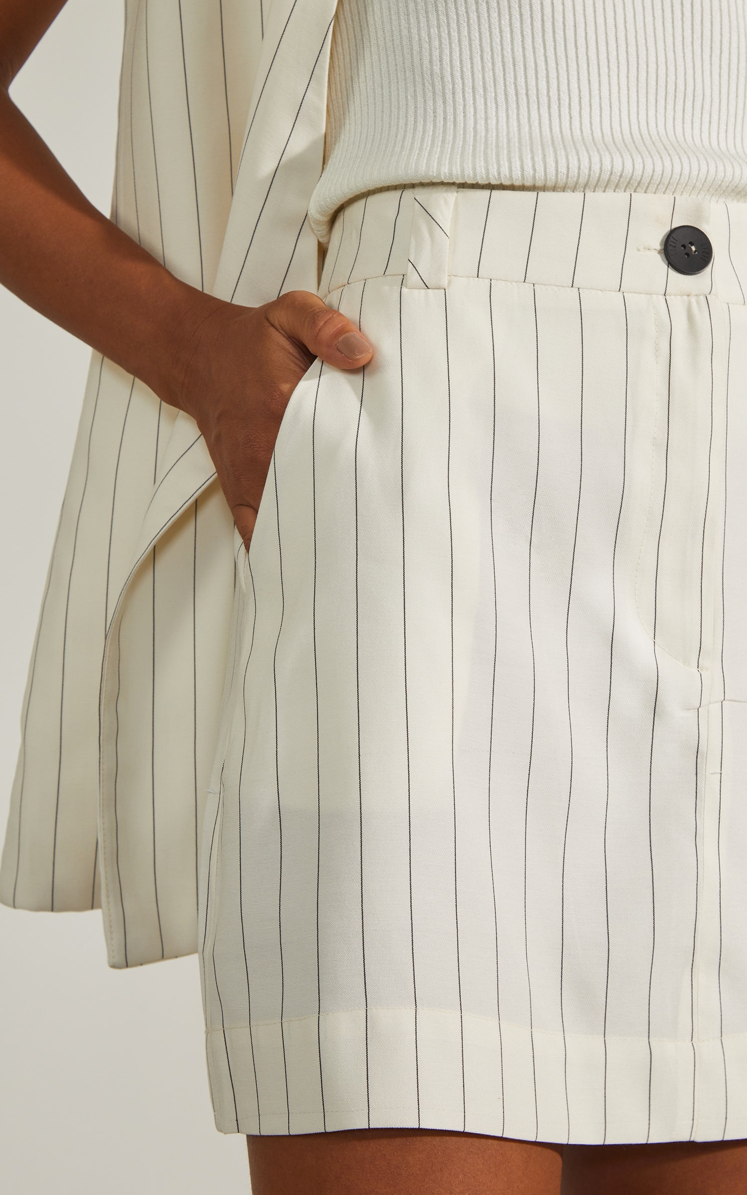 Mini Saia Risca de Giz Off White