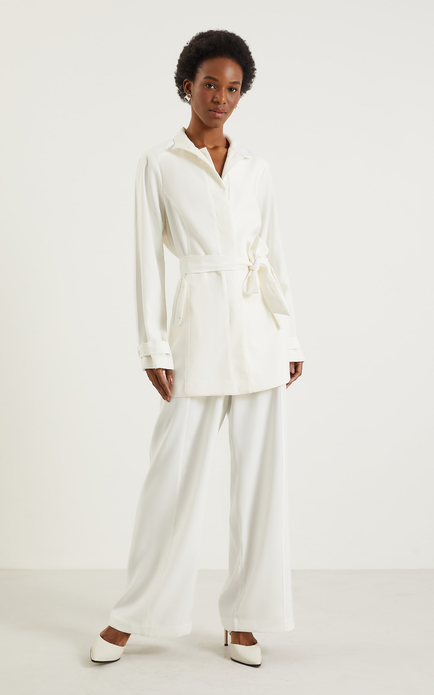 Overtop Velvet Com Faixa Off White