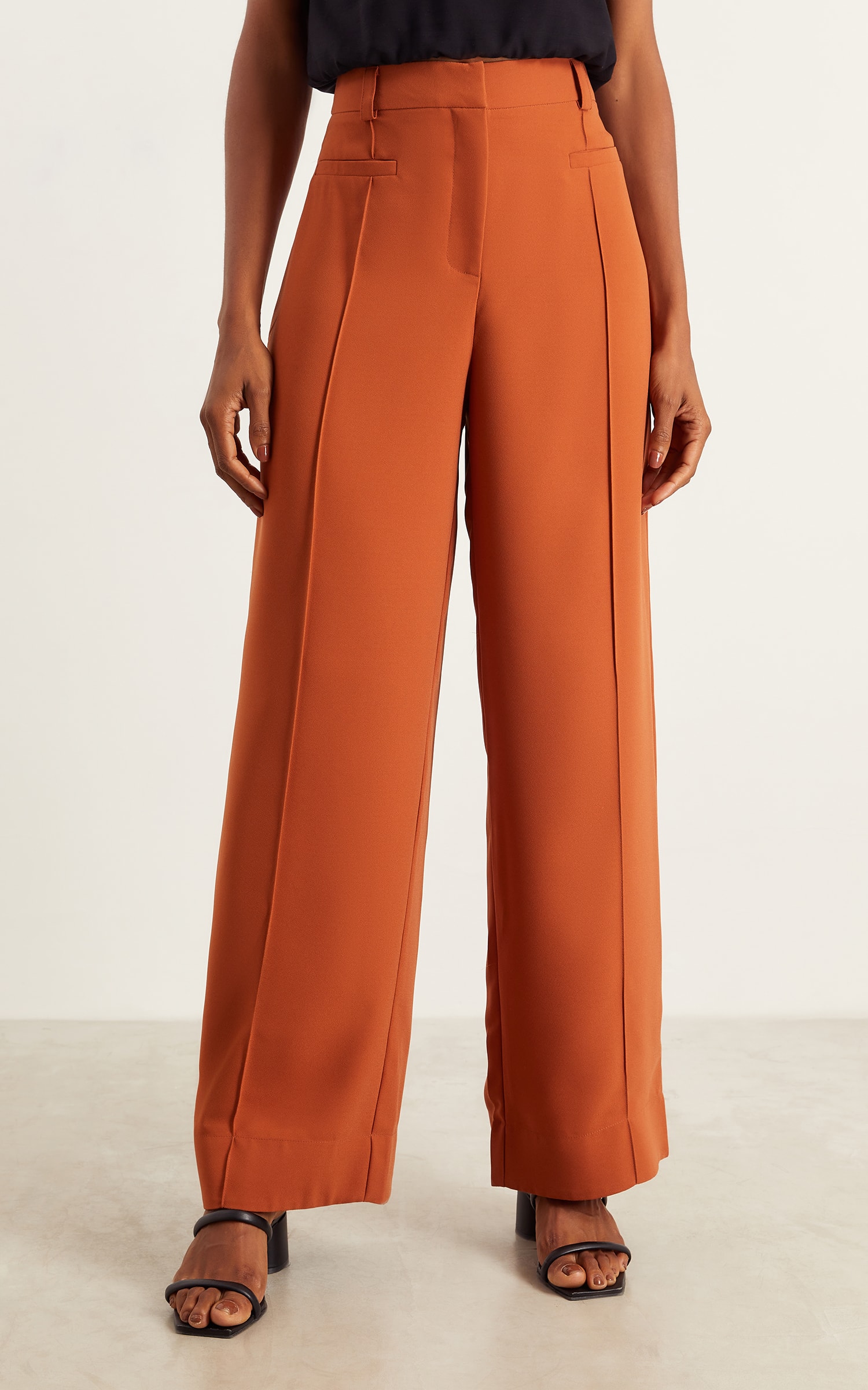 Pantalona Alfaiataria Living Caramelo