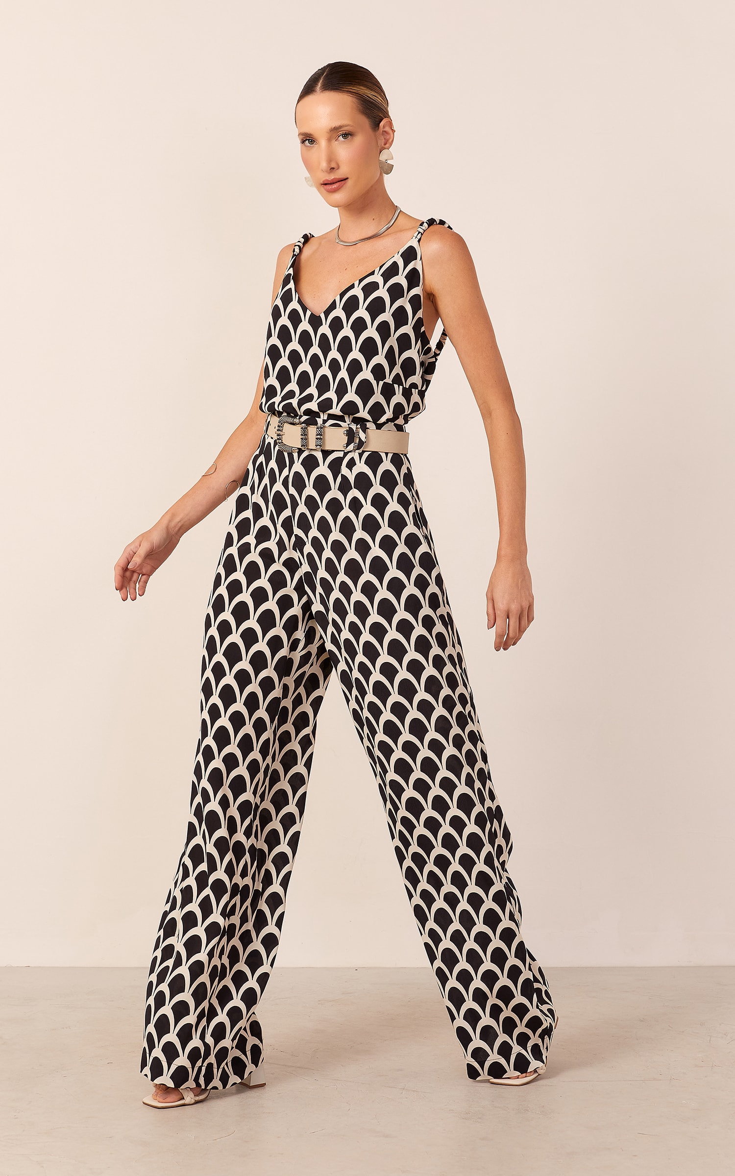 Pantalona Arcos Clássica Preto