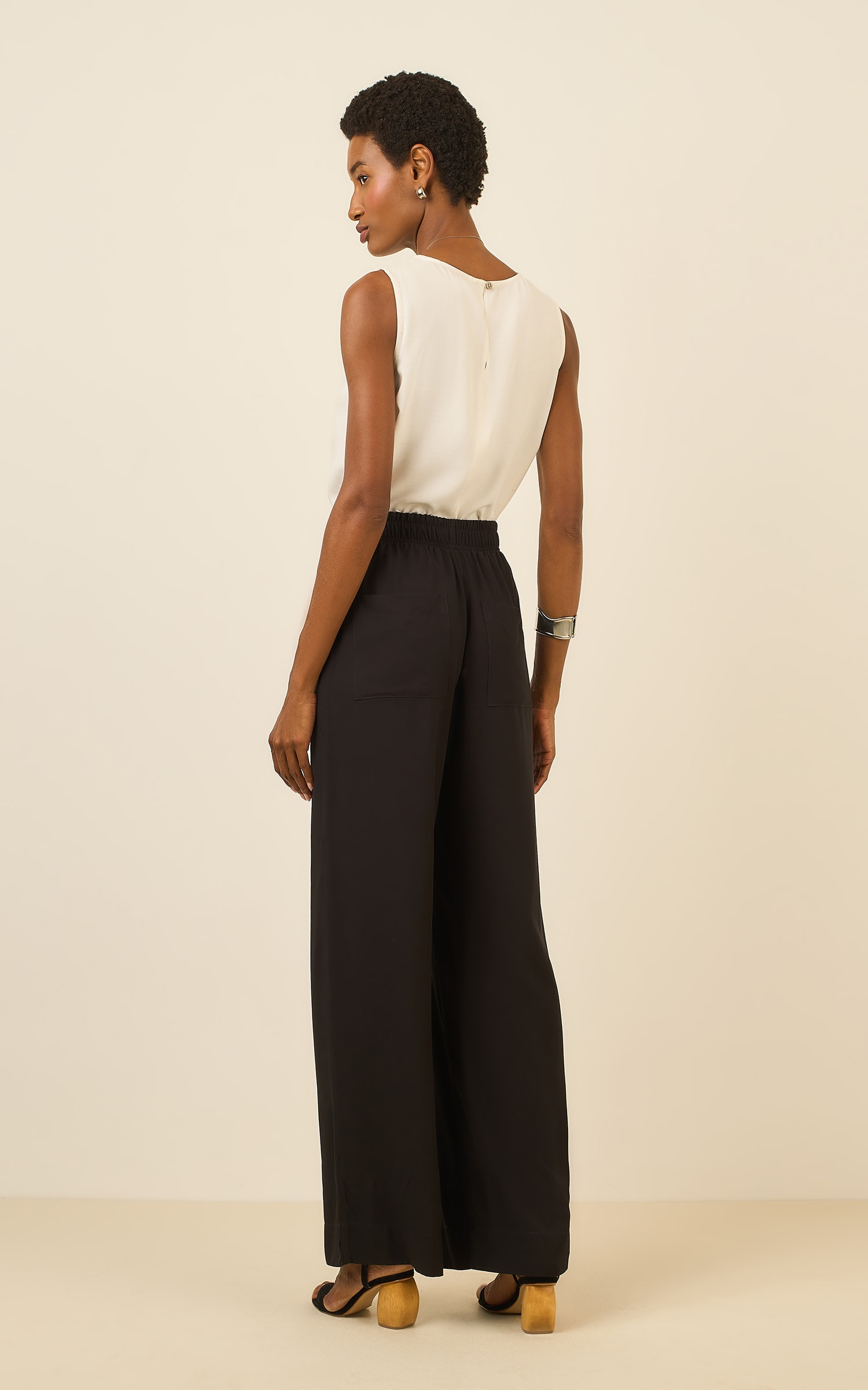 Pantalona Cos Elastico Horizonte Preto