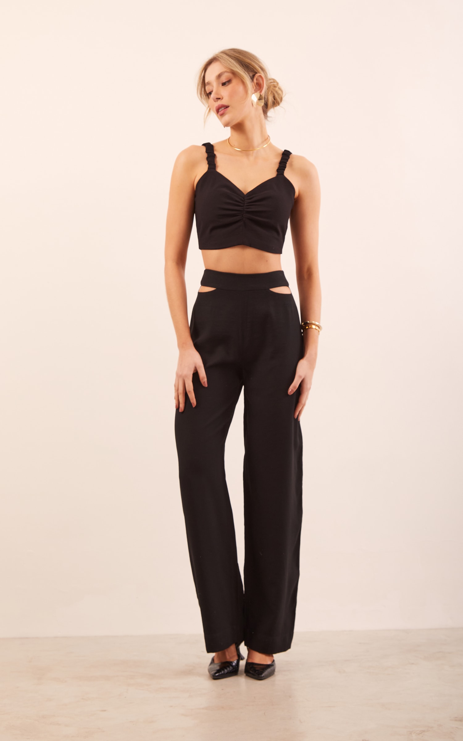 Pantalona Detalhe Vazado Moove Preto