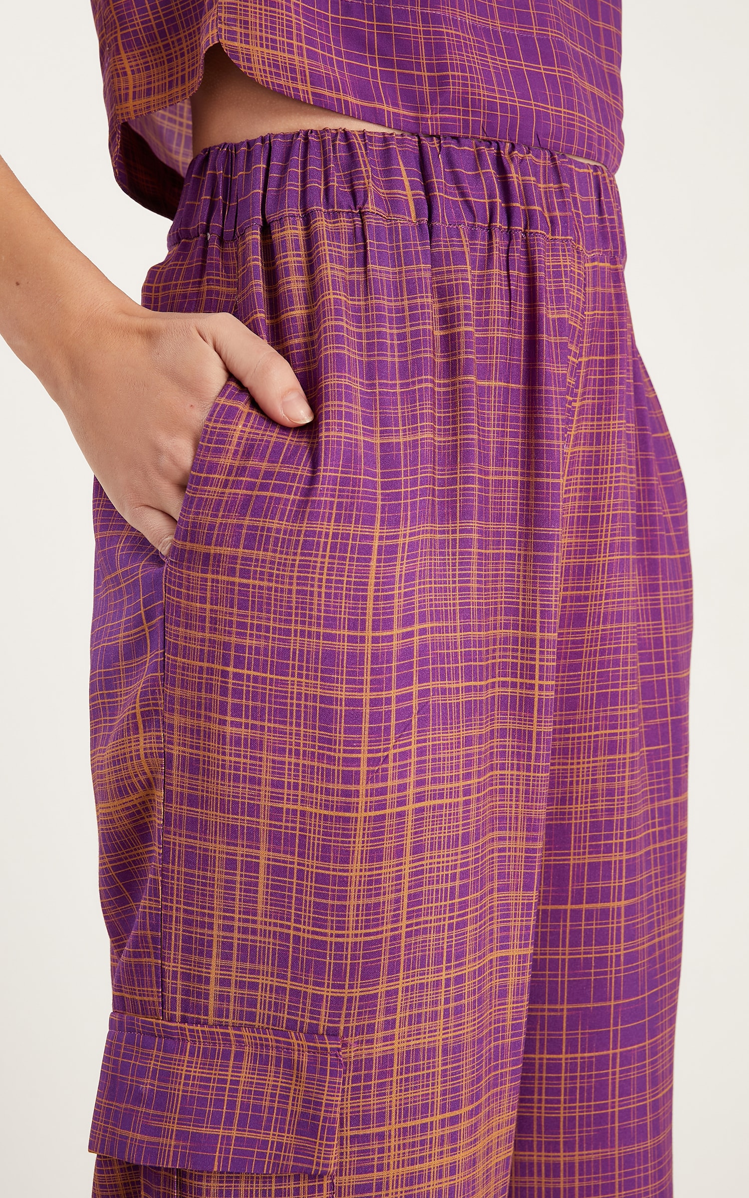 Pantalona Graffic Cargo Mirtilo