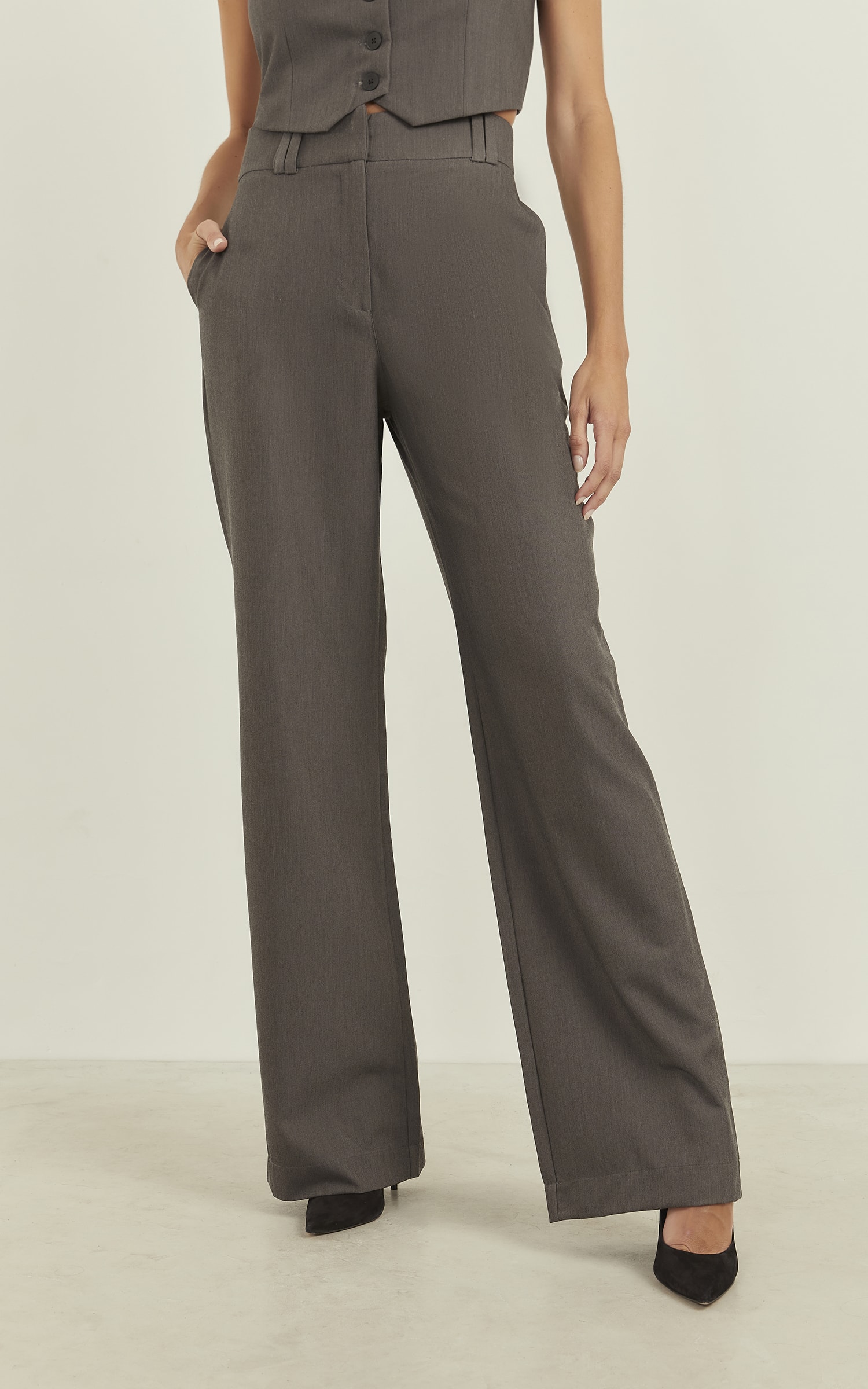 Pantalona Grey Passador Amplo Chumbo