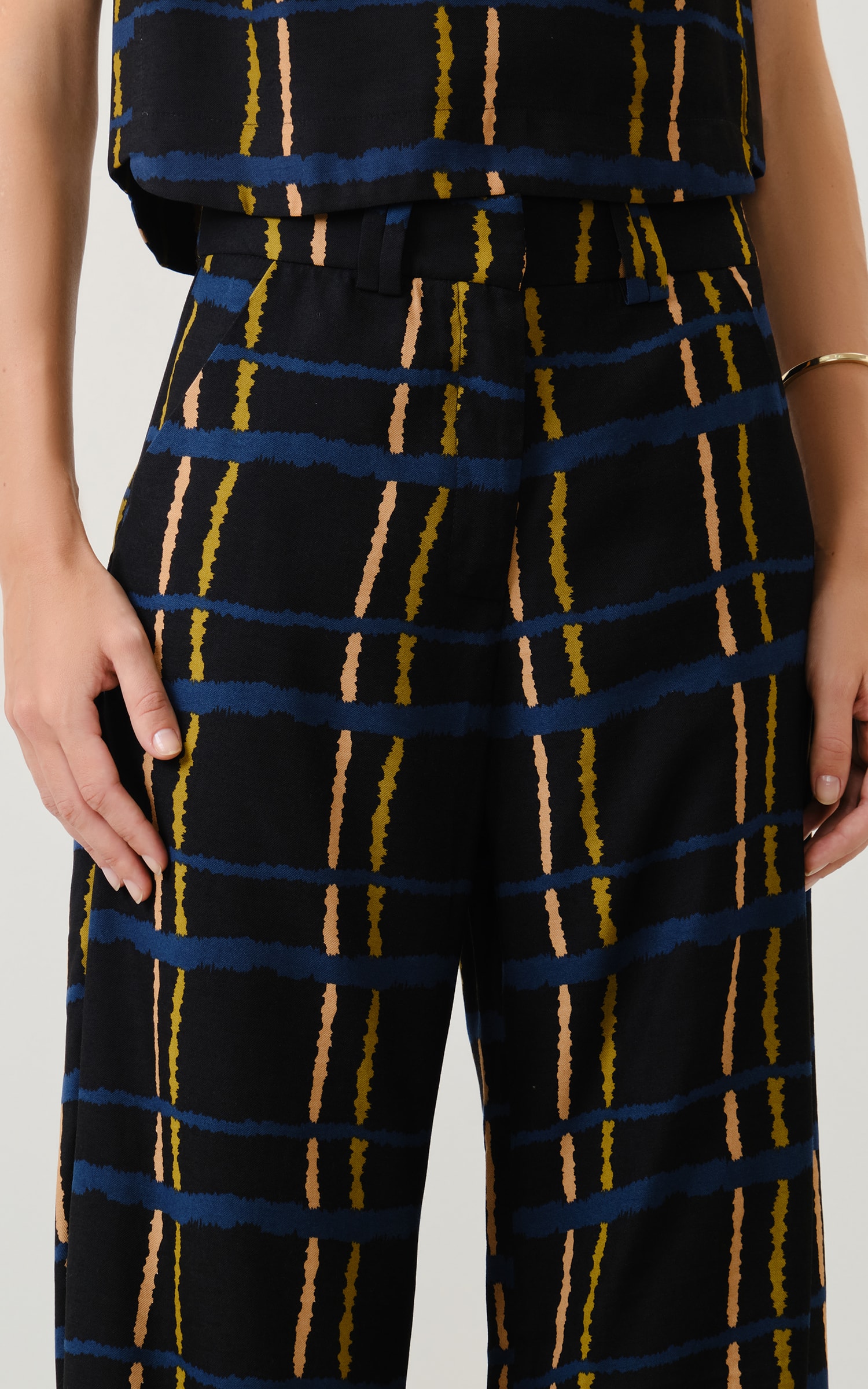 Pantalona Grid Com Passador Preto
