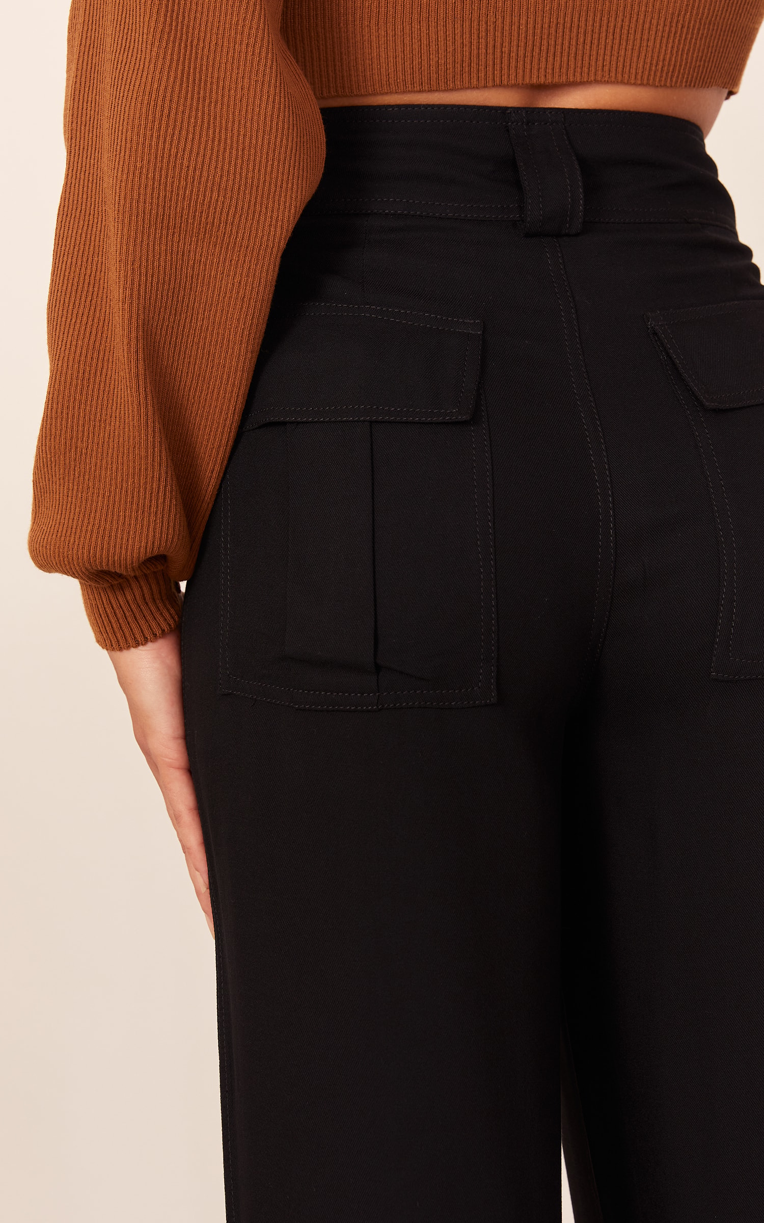 Pantalona Oasis Preto