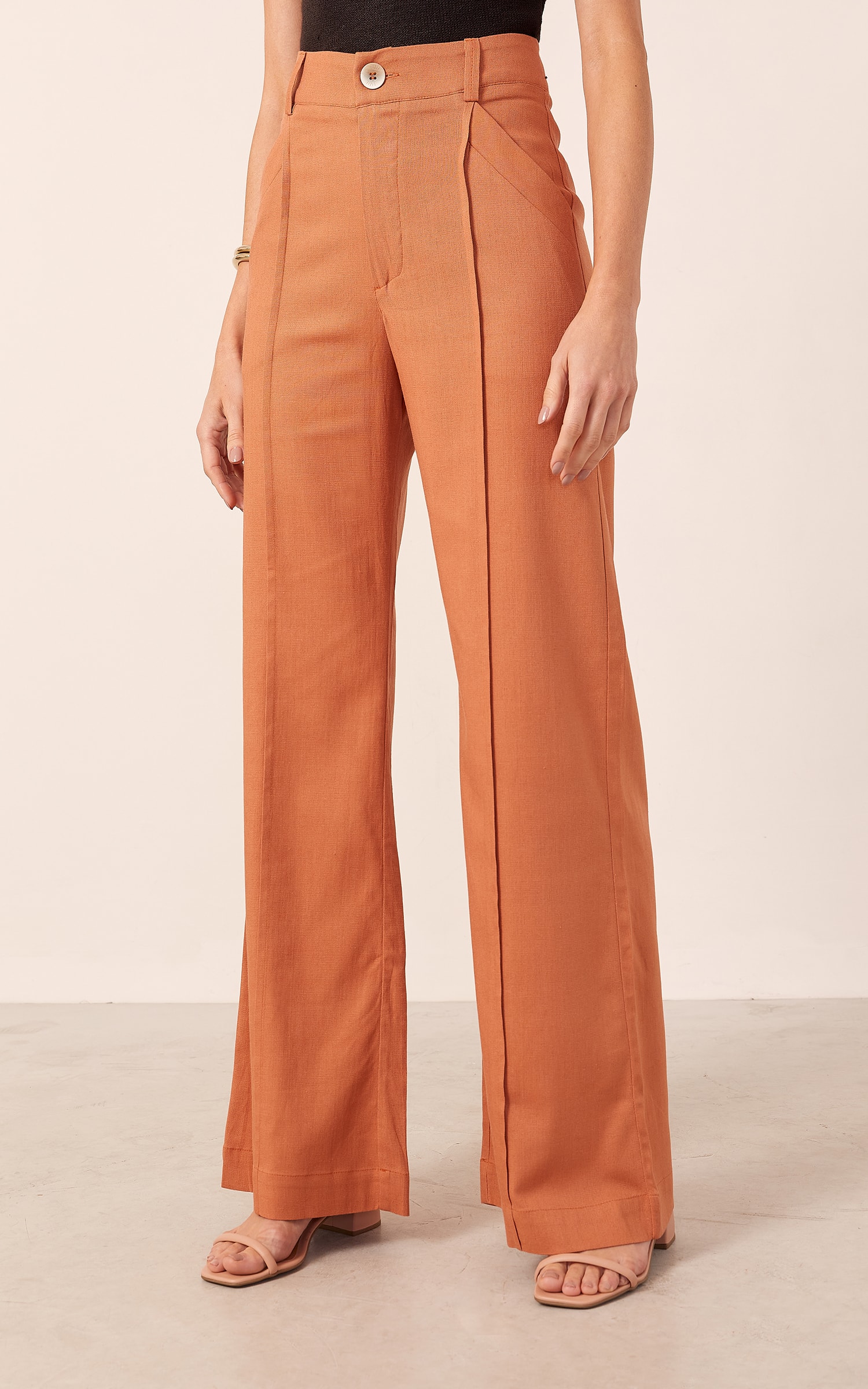 Pantalona Raízes Detalhe Vivo Caramelo