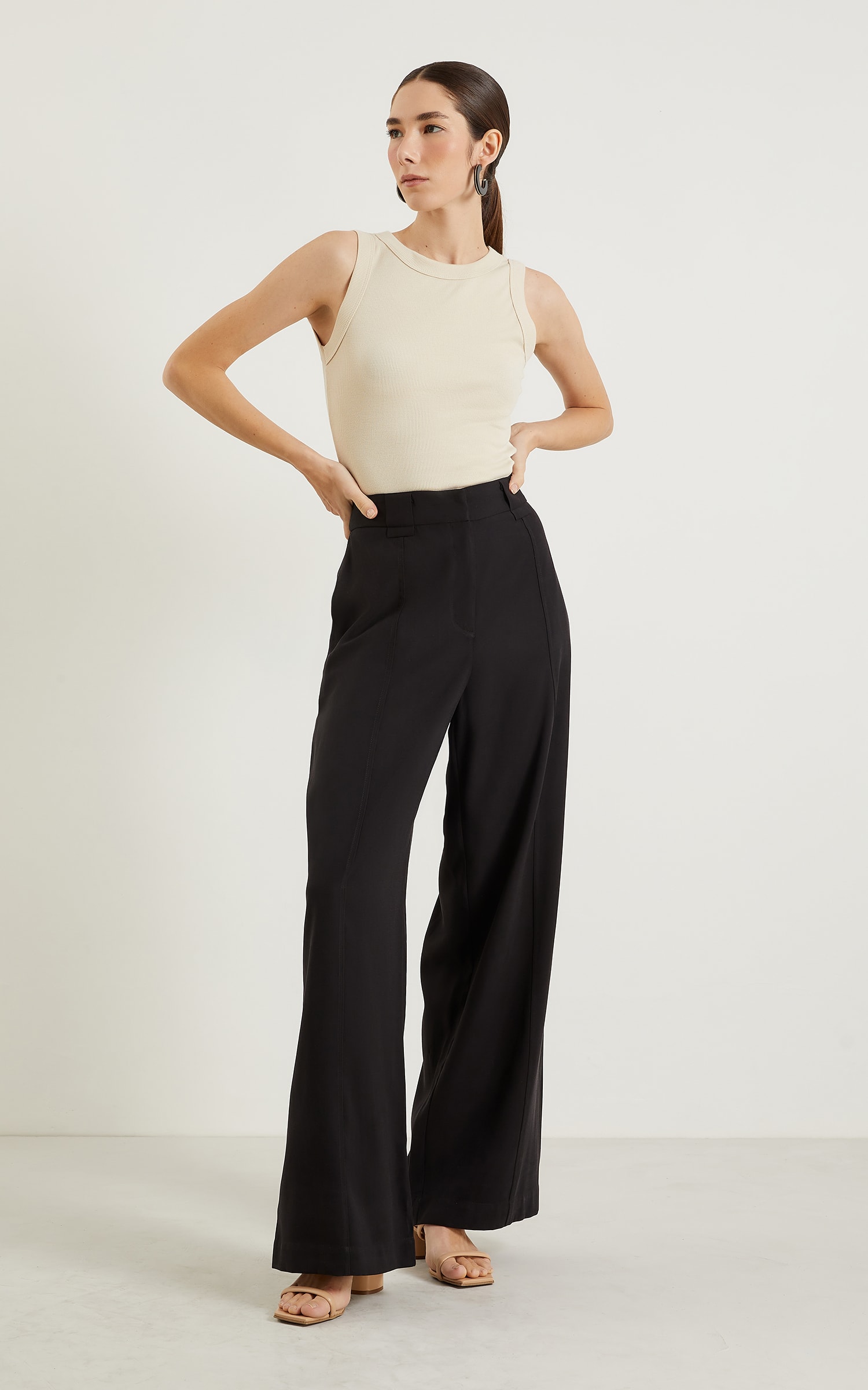 Pantalona Velvet Passador Largo Preto