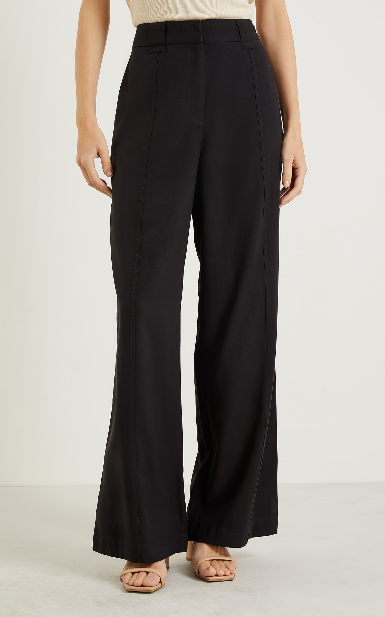 Pantalona Velvet Passador Largo Preto