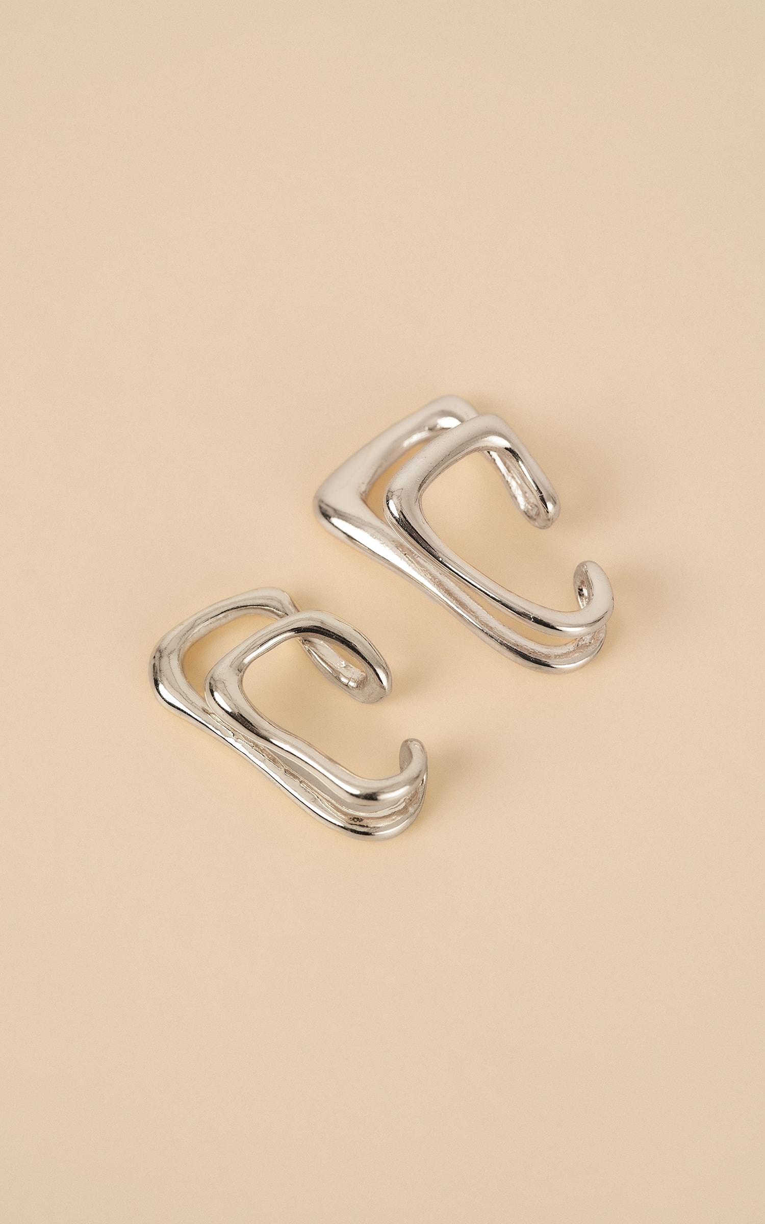 Piercing Organico Dourado