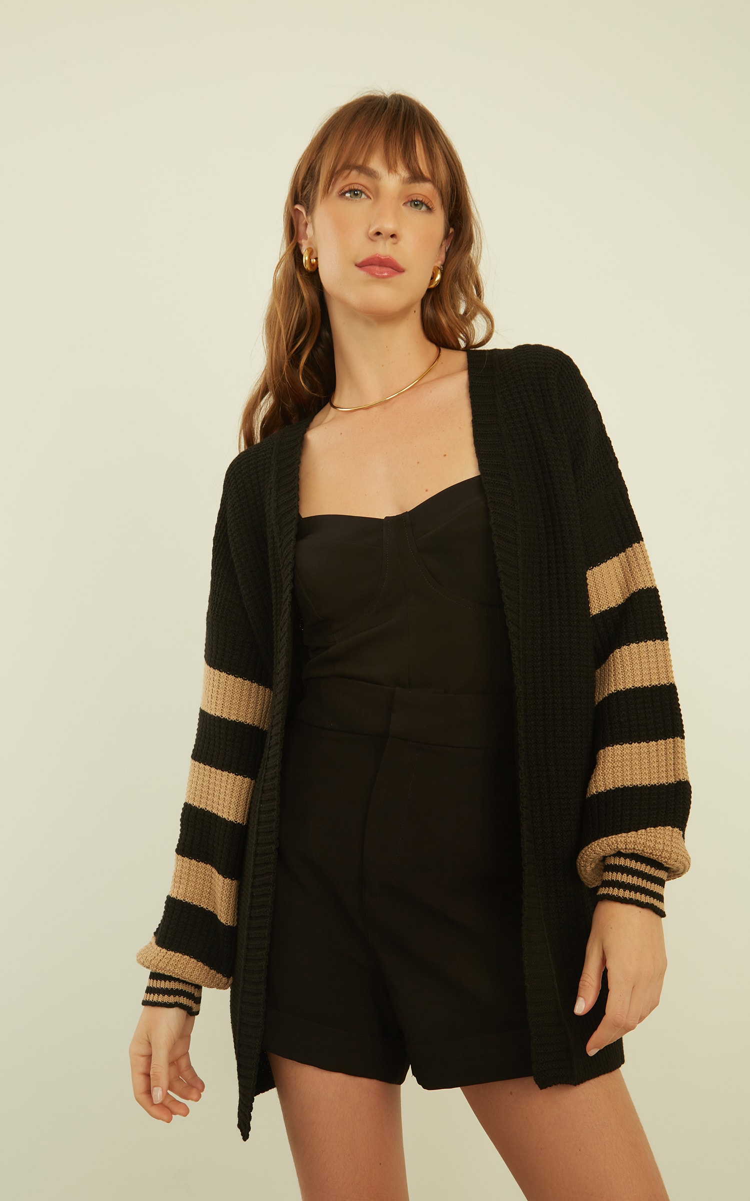 Pull Tricot Manga Preto e Areia