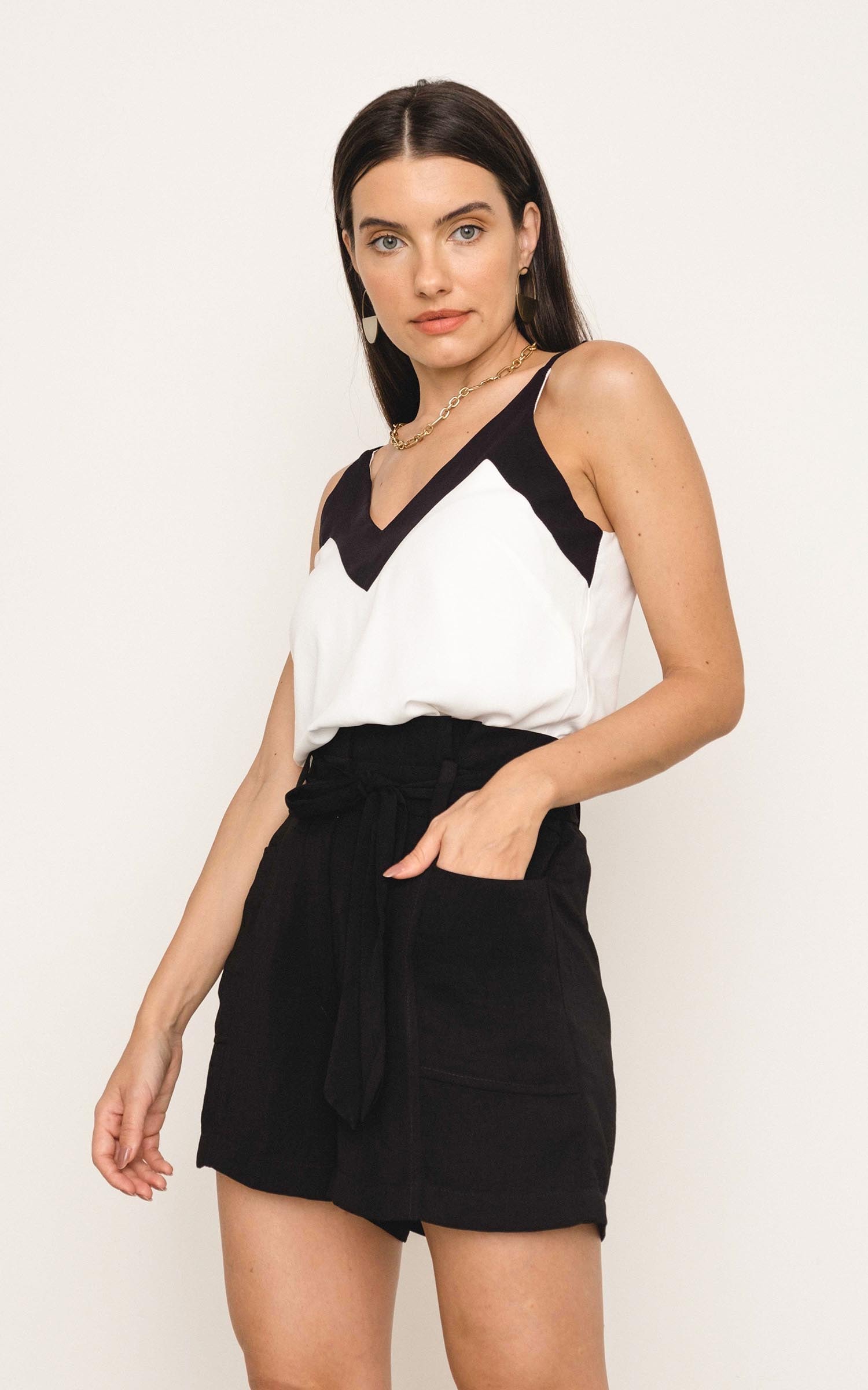 Regata Minimalista Off White