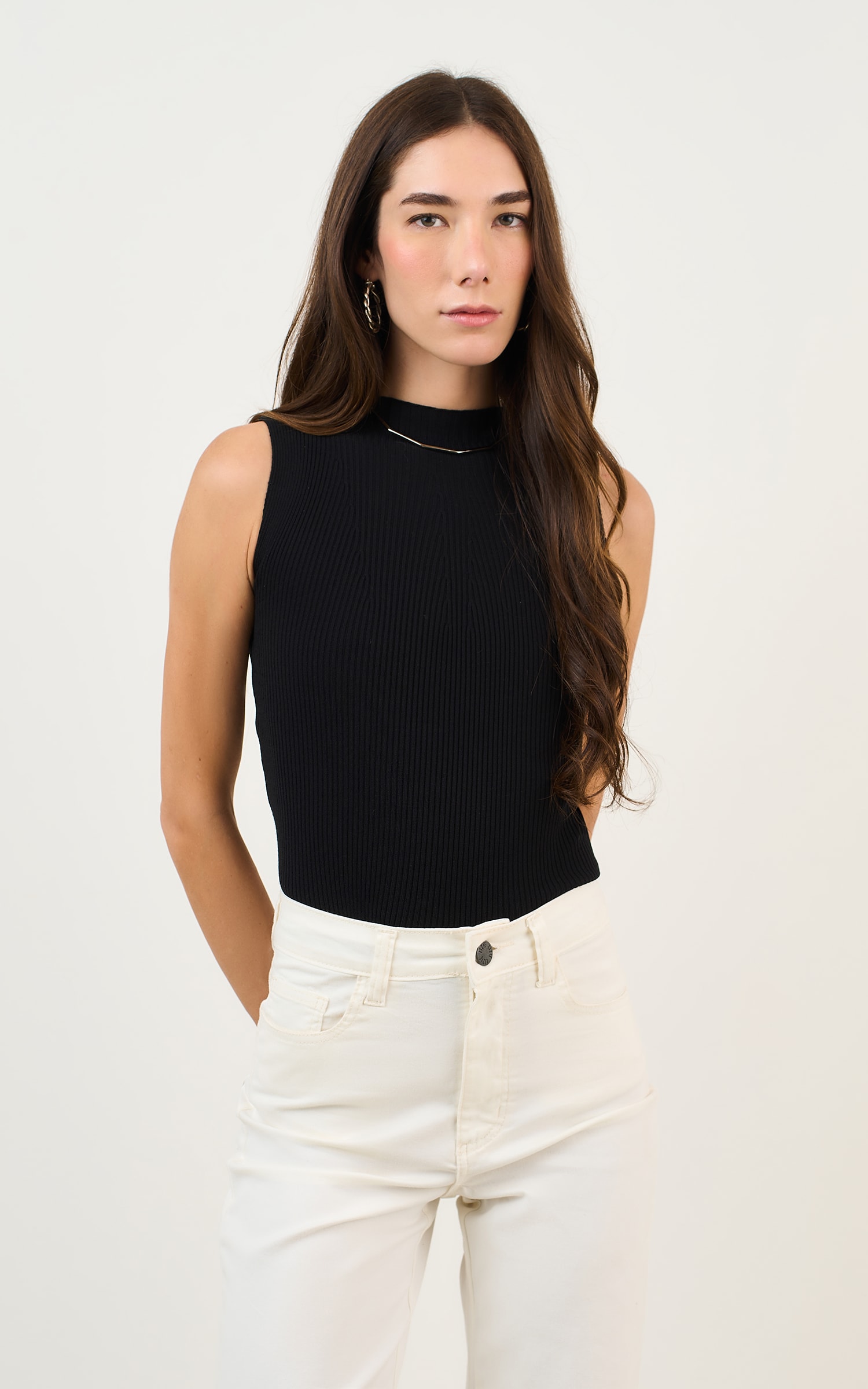 Regata Tricot Gola Canelada Preto