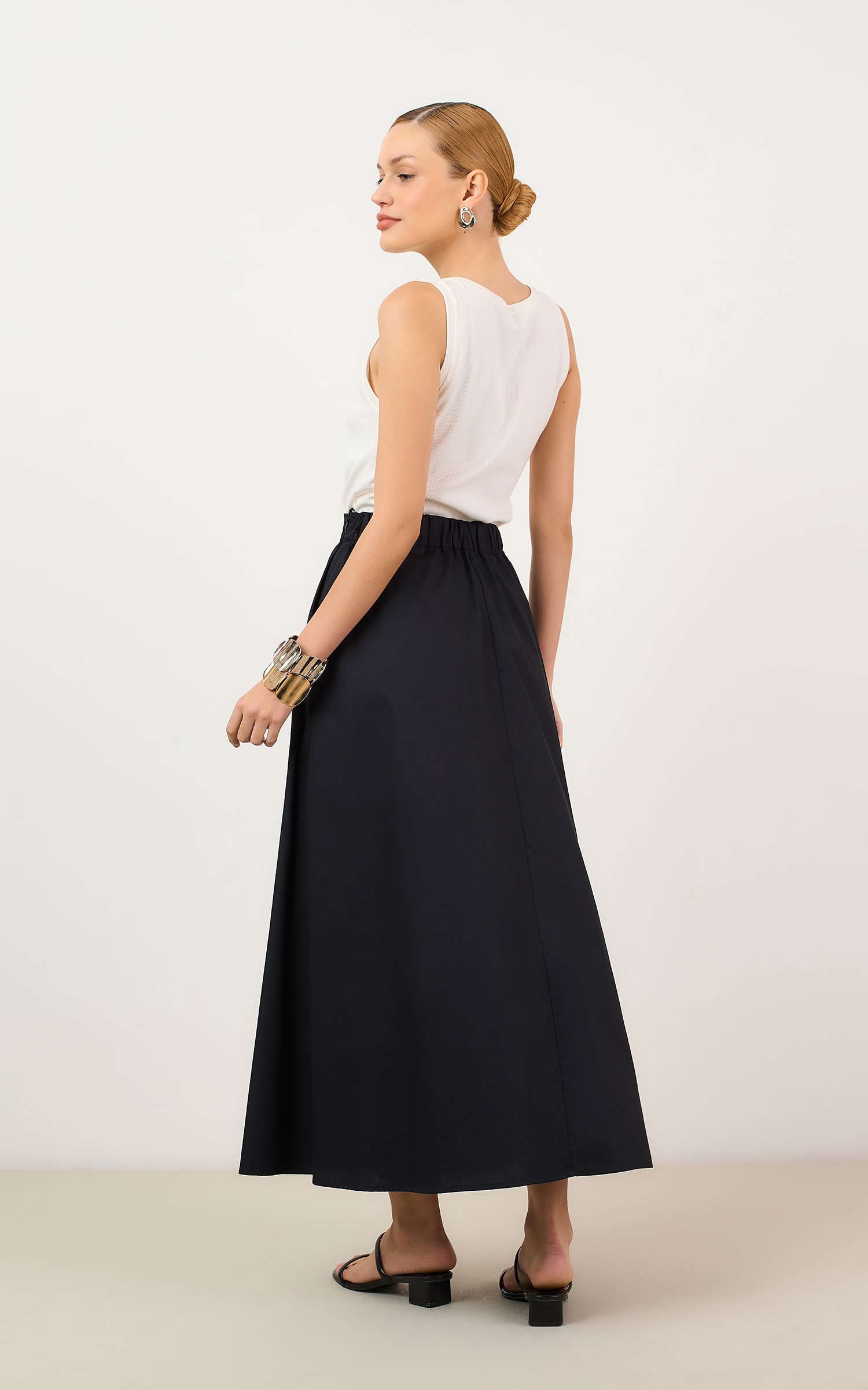 Saia Cropped Crema Preto