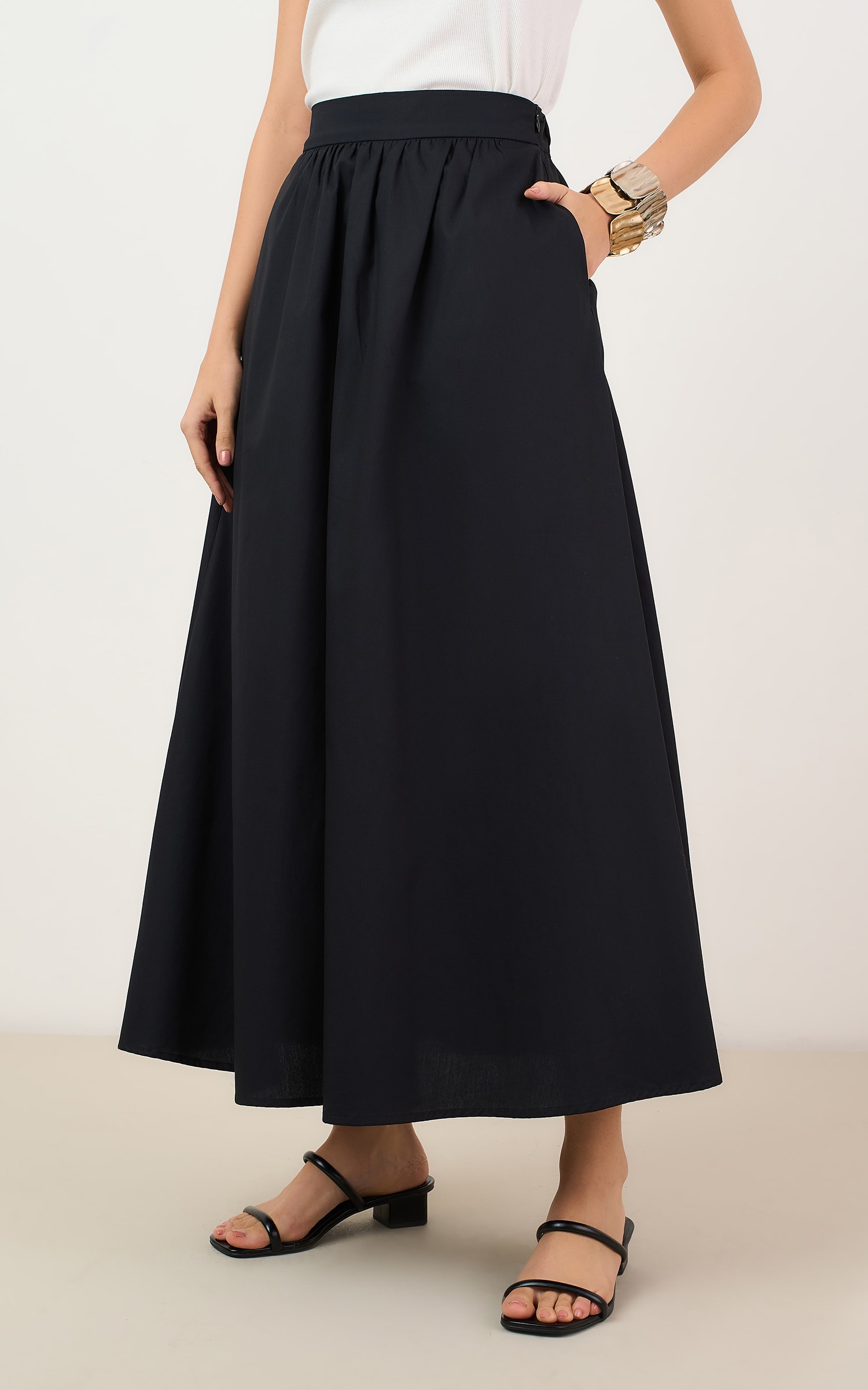 Saia Cropped Crema Preto