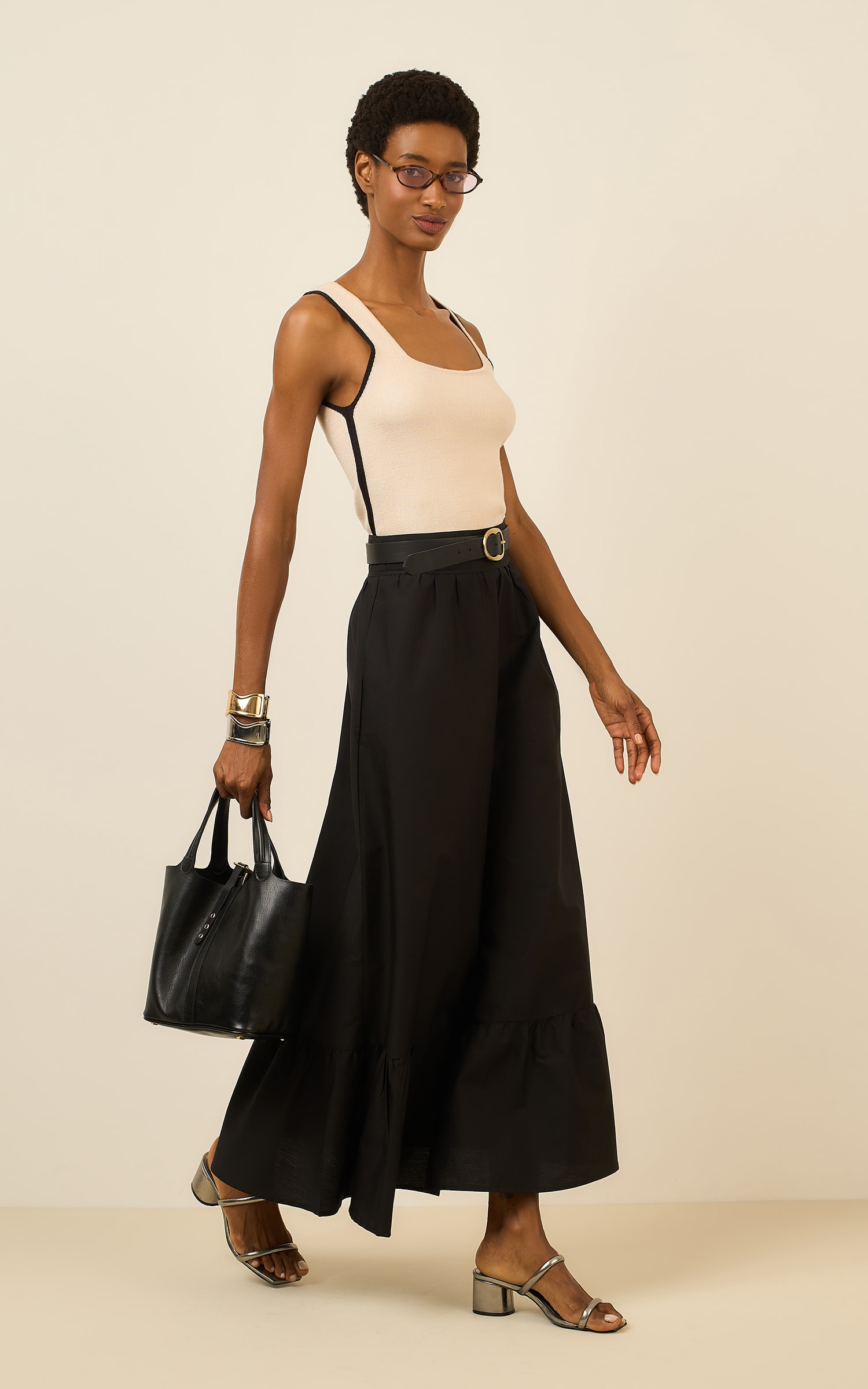 Saia Cropped Dinky Preto