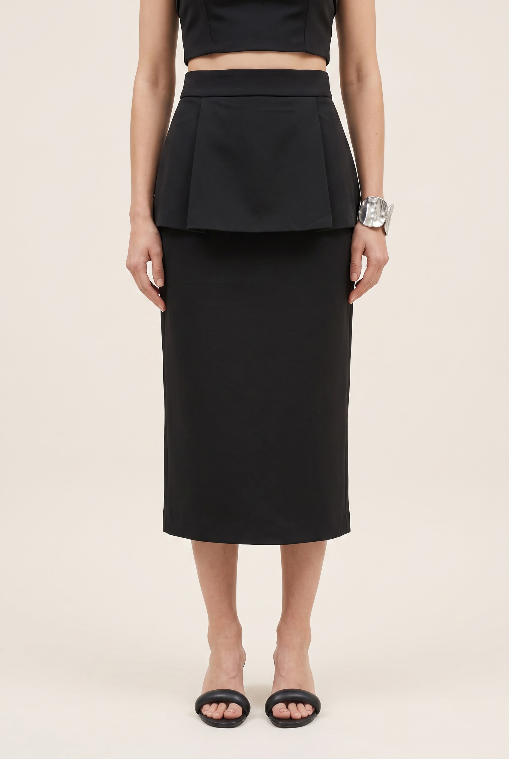 Saia Cropped Tune Preto