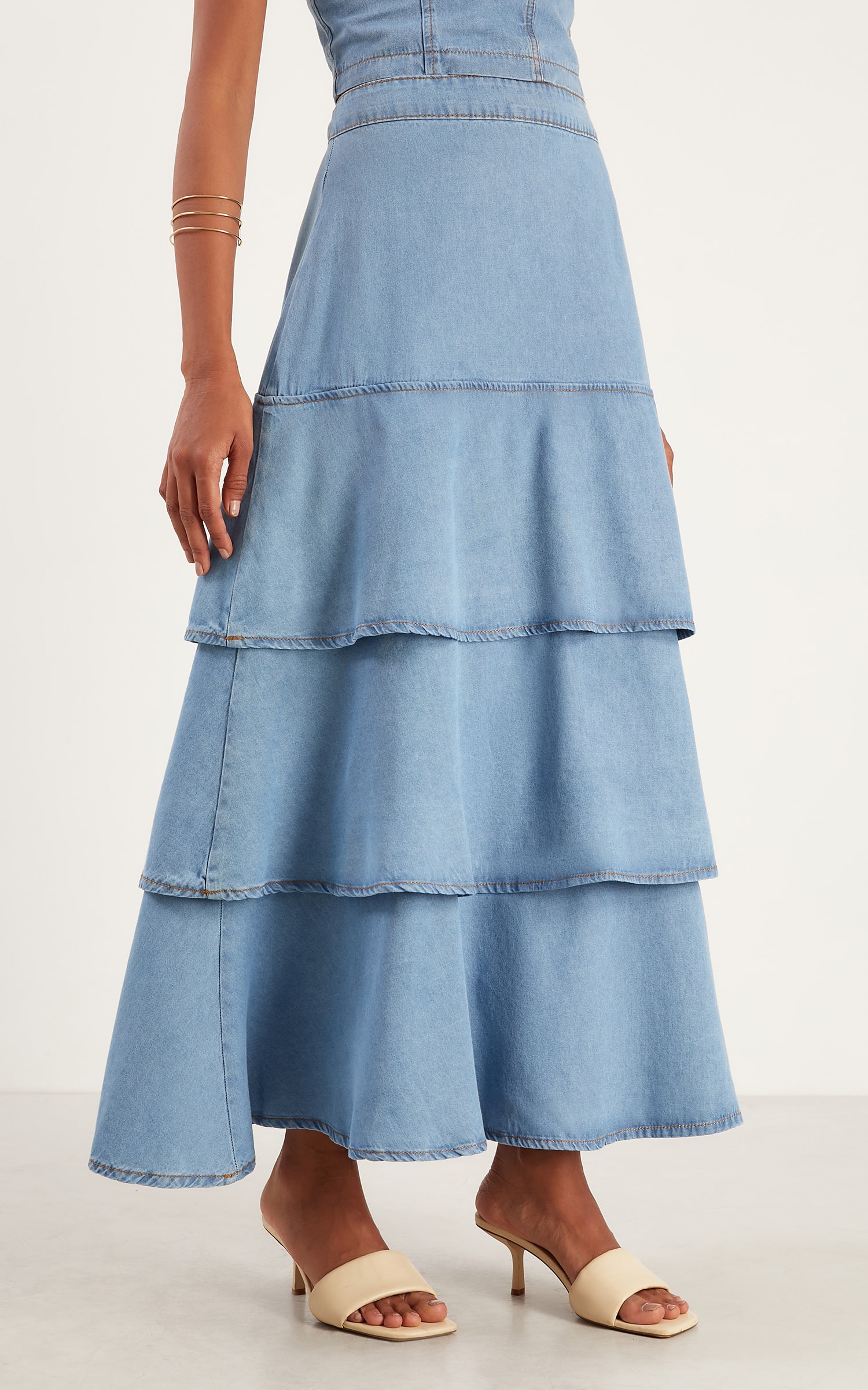 Saia Midi Babados Jeans Médio