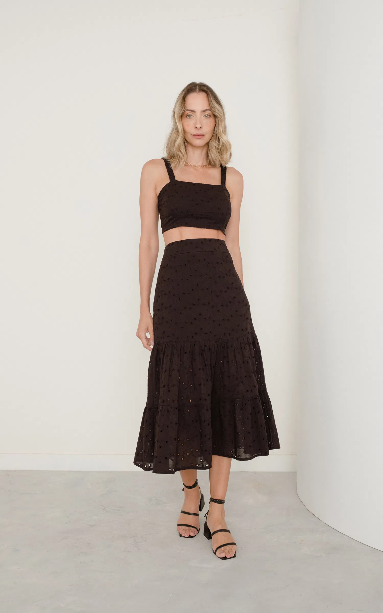 Saia Midi Laise Preto