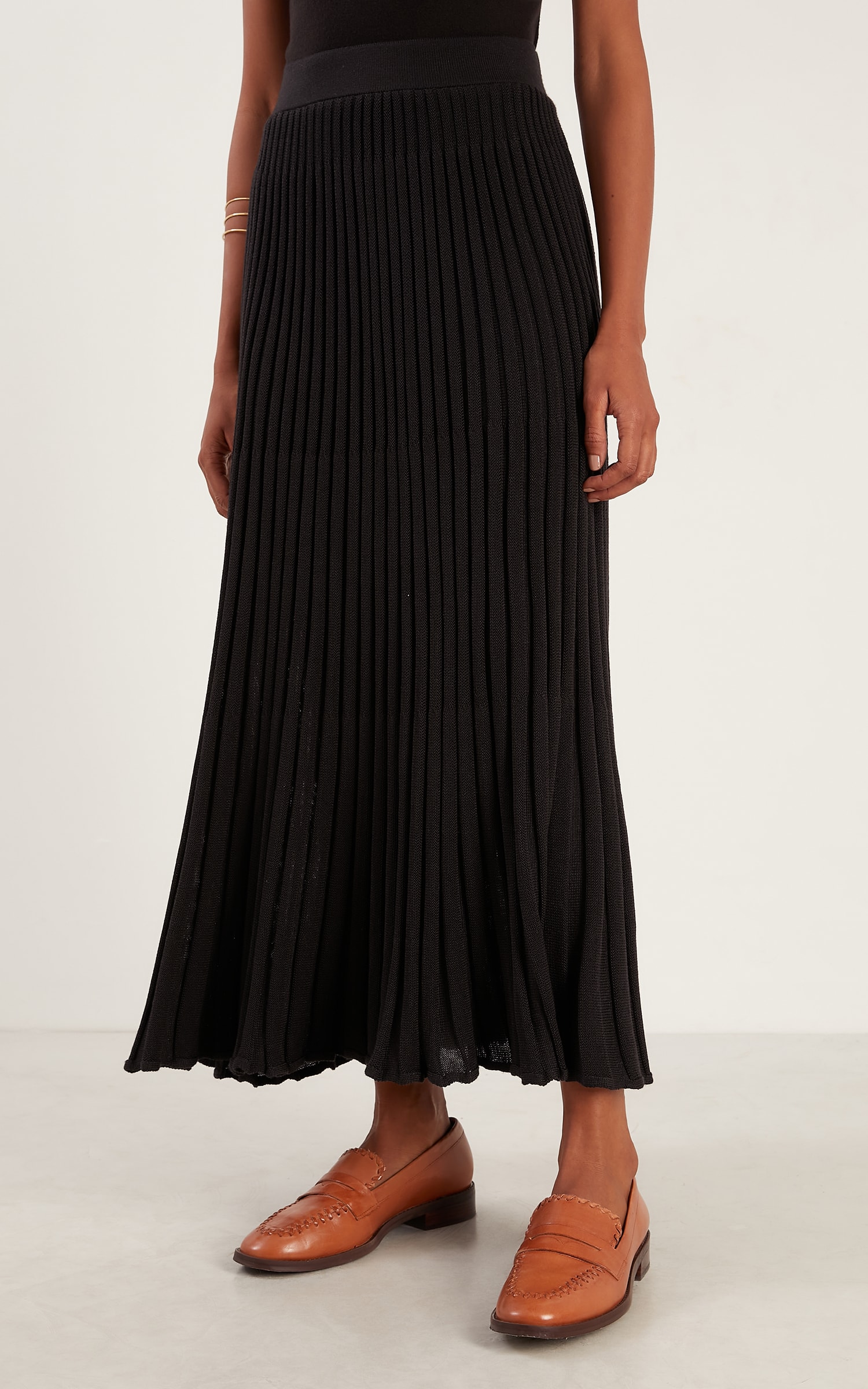 Saia Midi Tricot Plissada Preto