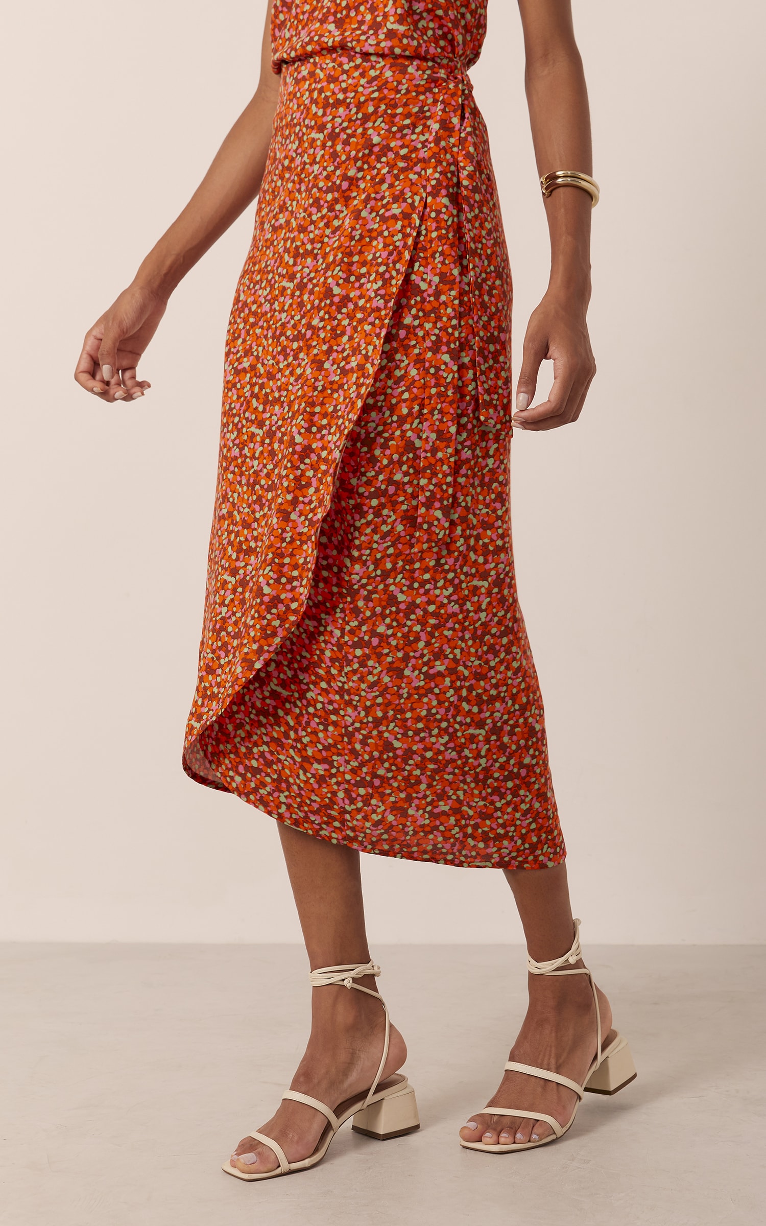 Saia Pareô Lola Coral