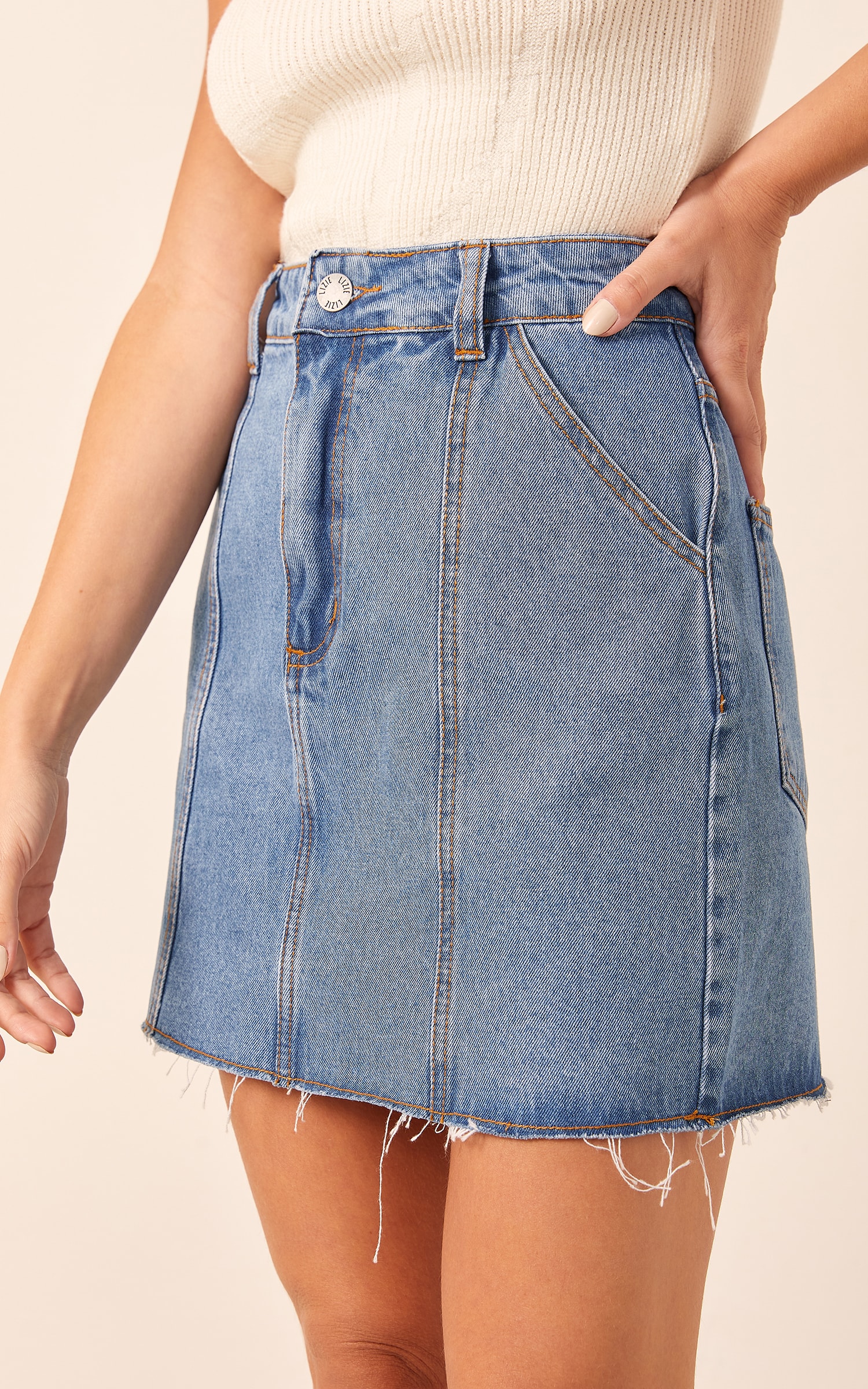 Saia Recortes Jeans