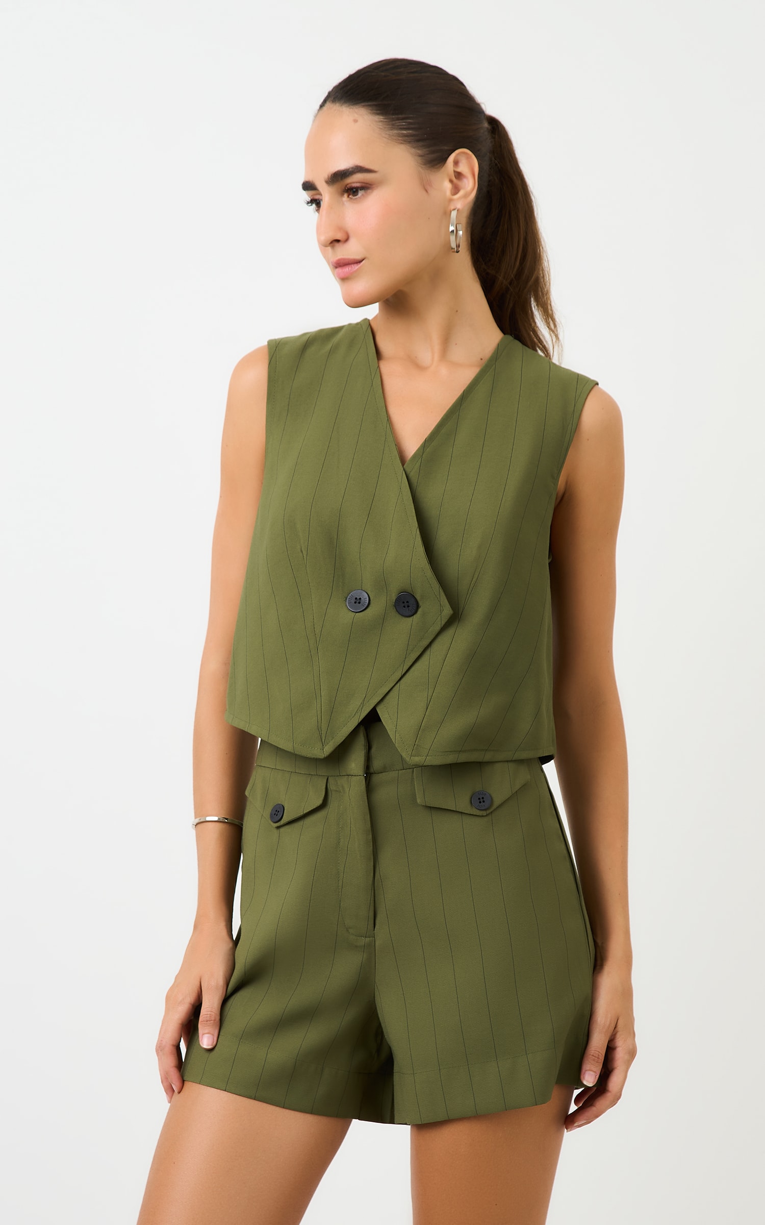 Short Alfaiataria New Risca Verde Militar