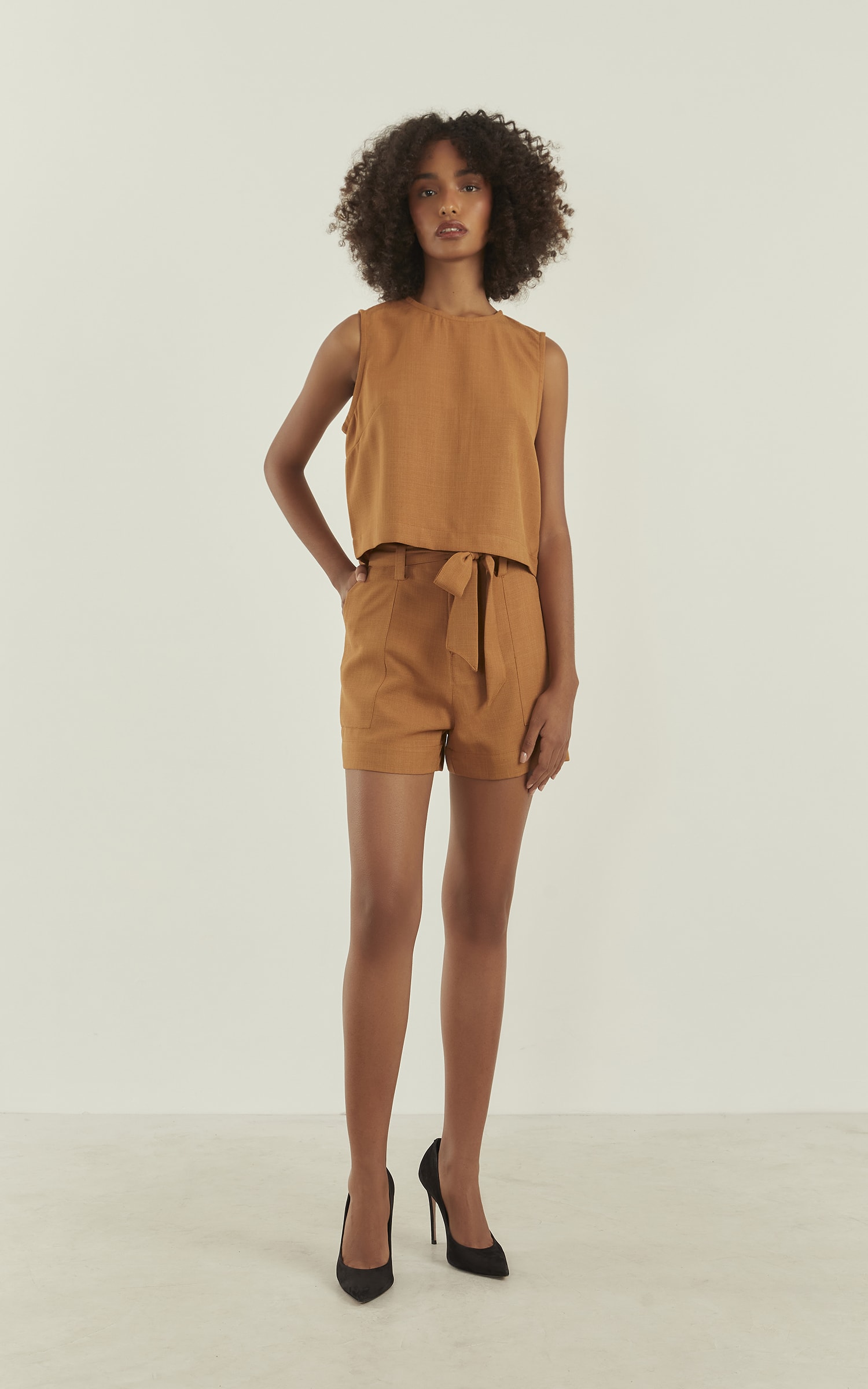 Short Aura Clochard Cappuccino