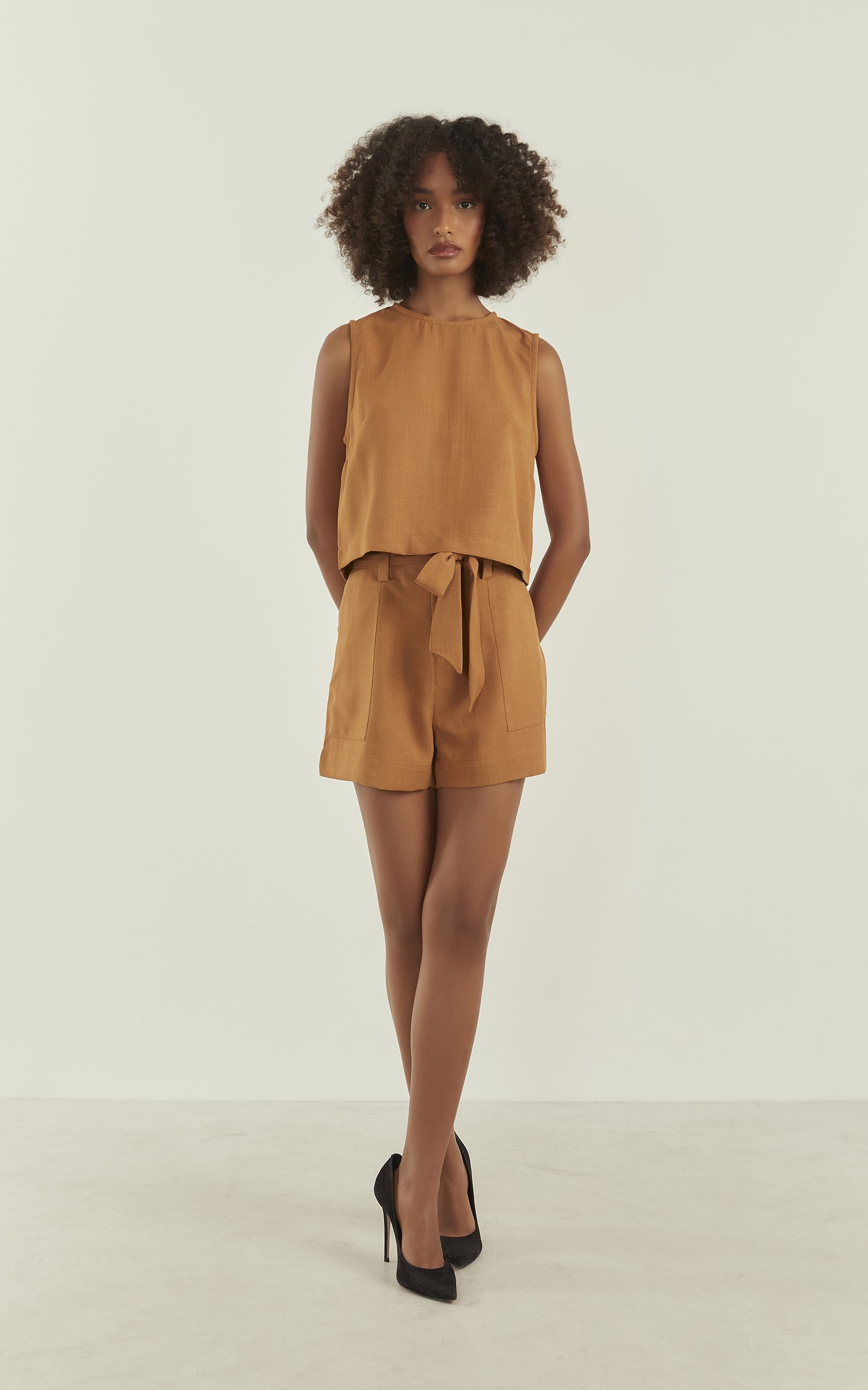 Short Aura Clochard Cappuccino